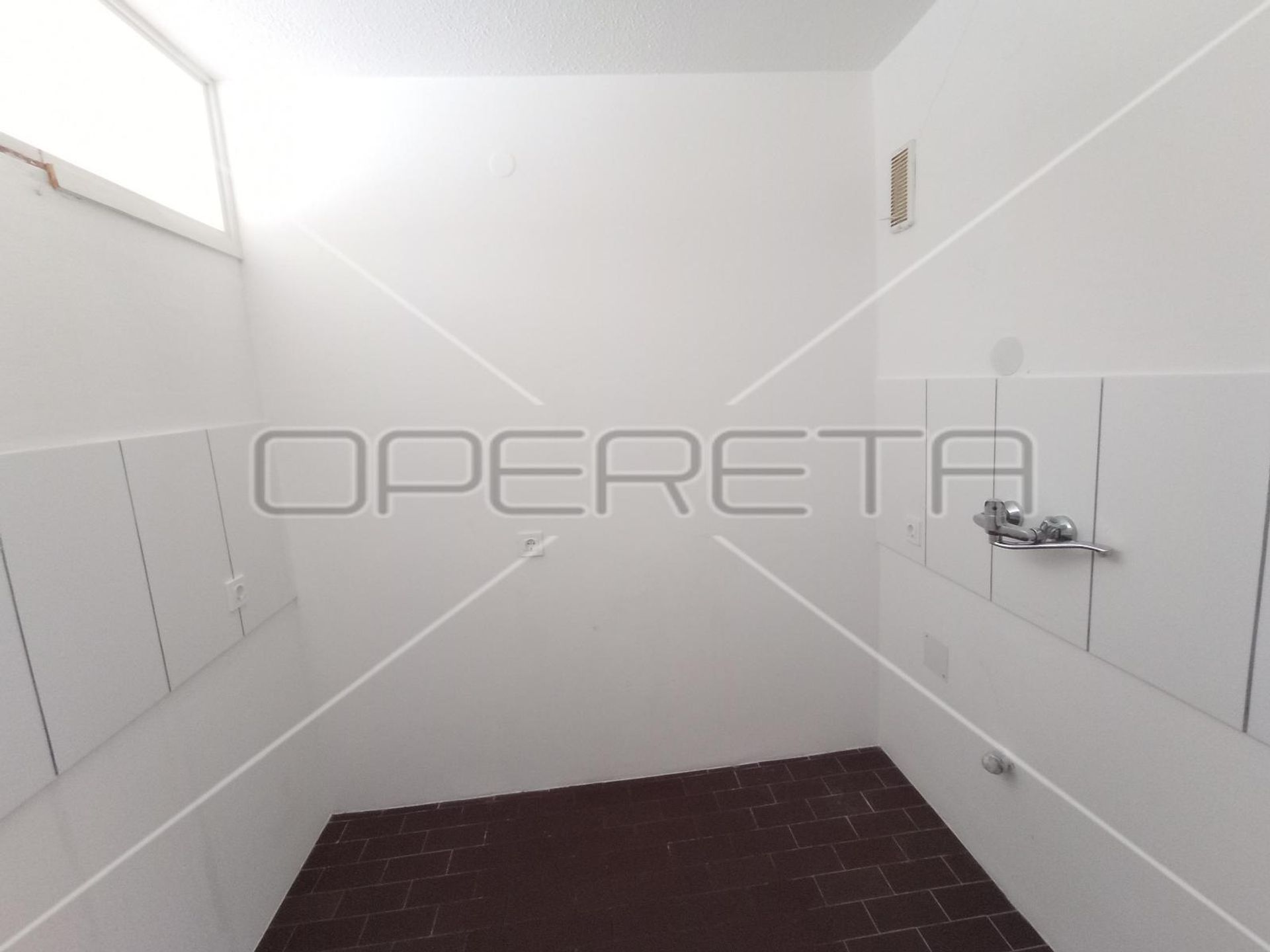 Condominio en Hrelicí, Zagreb, Graduado 11109468