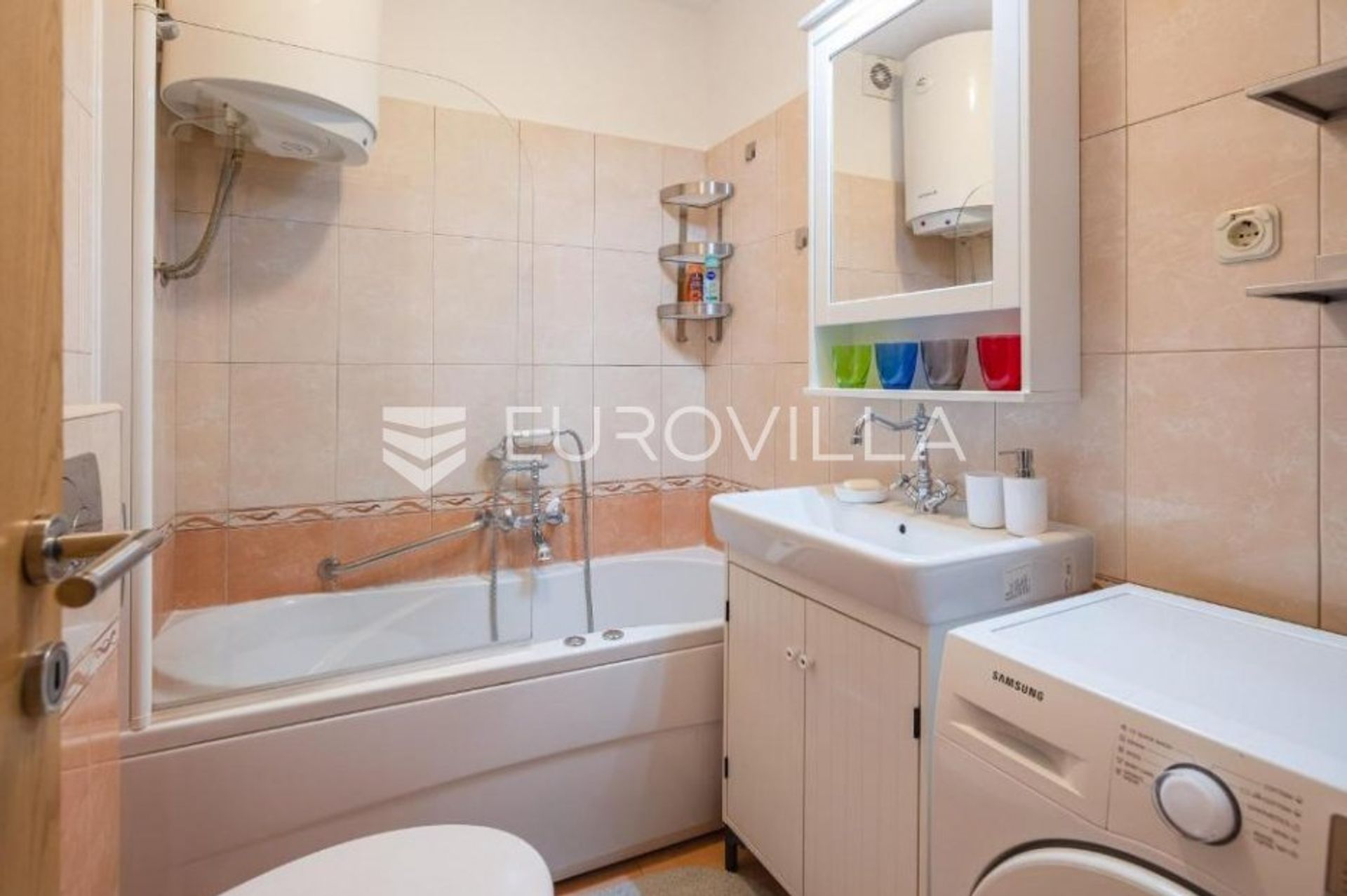 Condominio en Split, Splitsko-dalmatinska županija 11109695