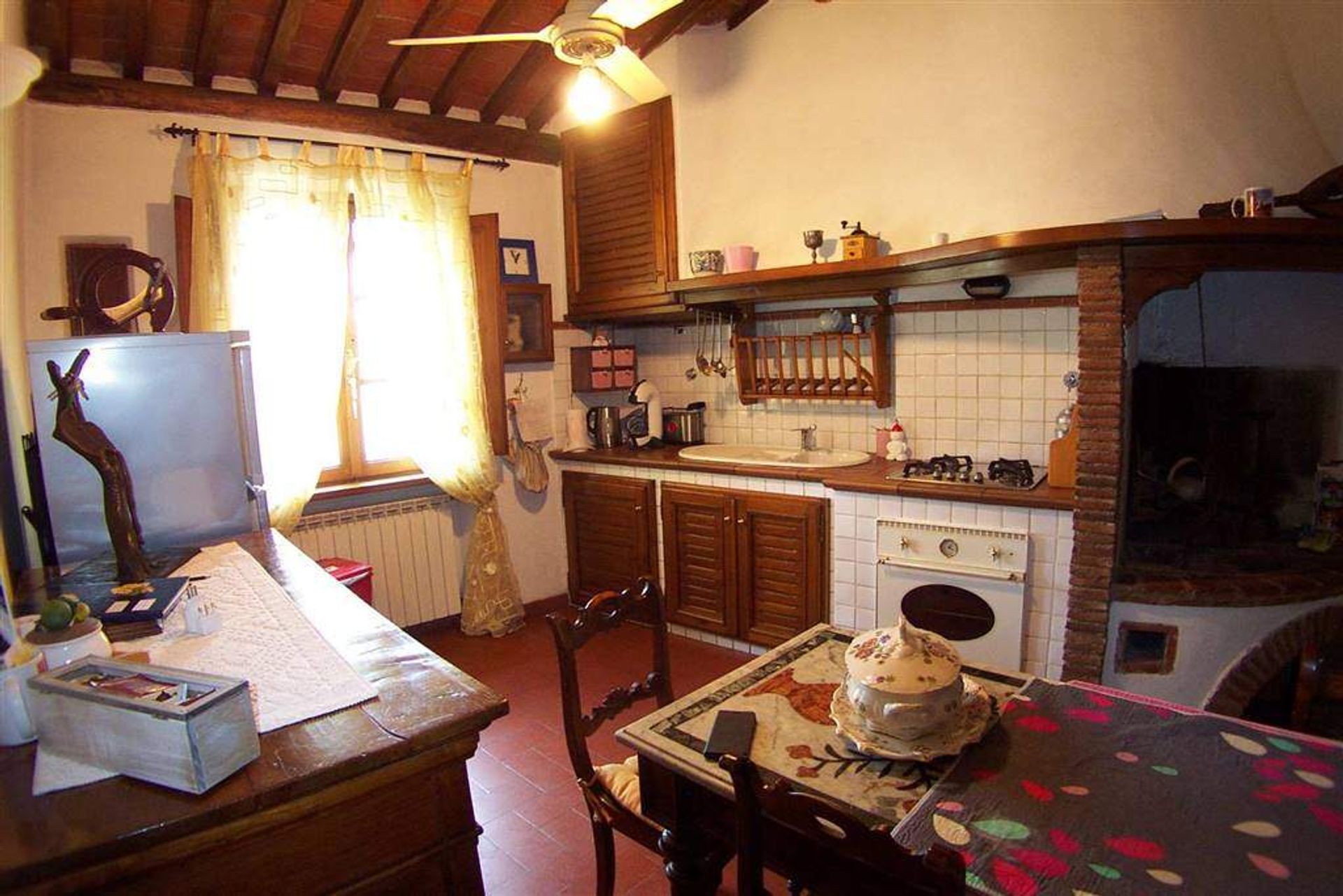 Condominium in Lucca, Toscana 11109799