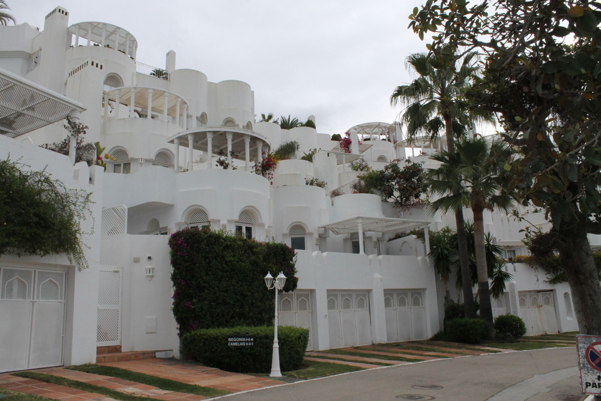 Condominium in Marbella, Andalucía 11113735