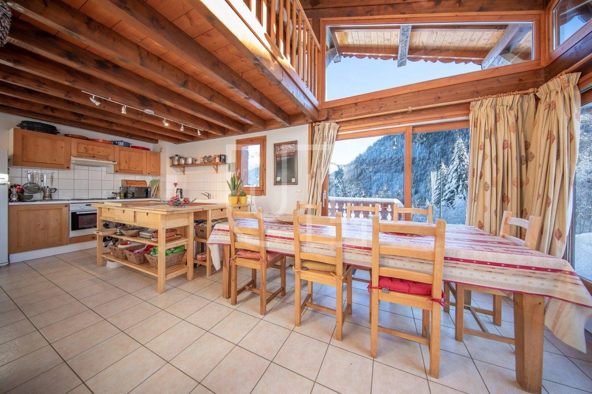 Hus i Morzine, Auvergne-Rhône-Alpes 11113791