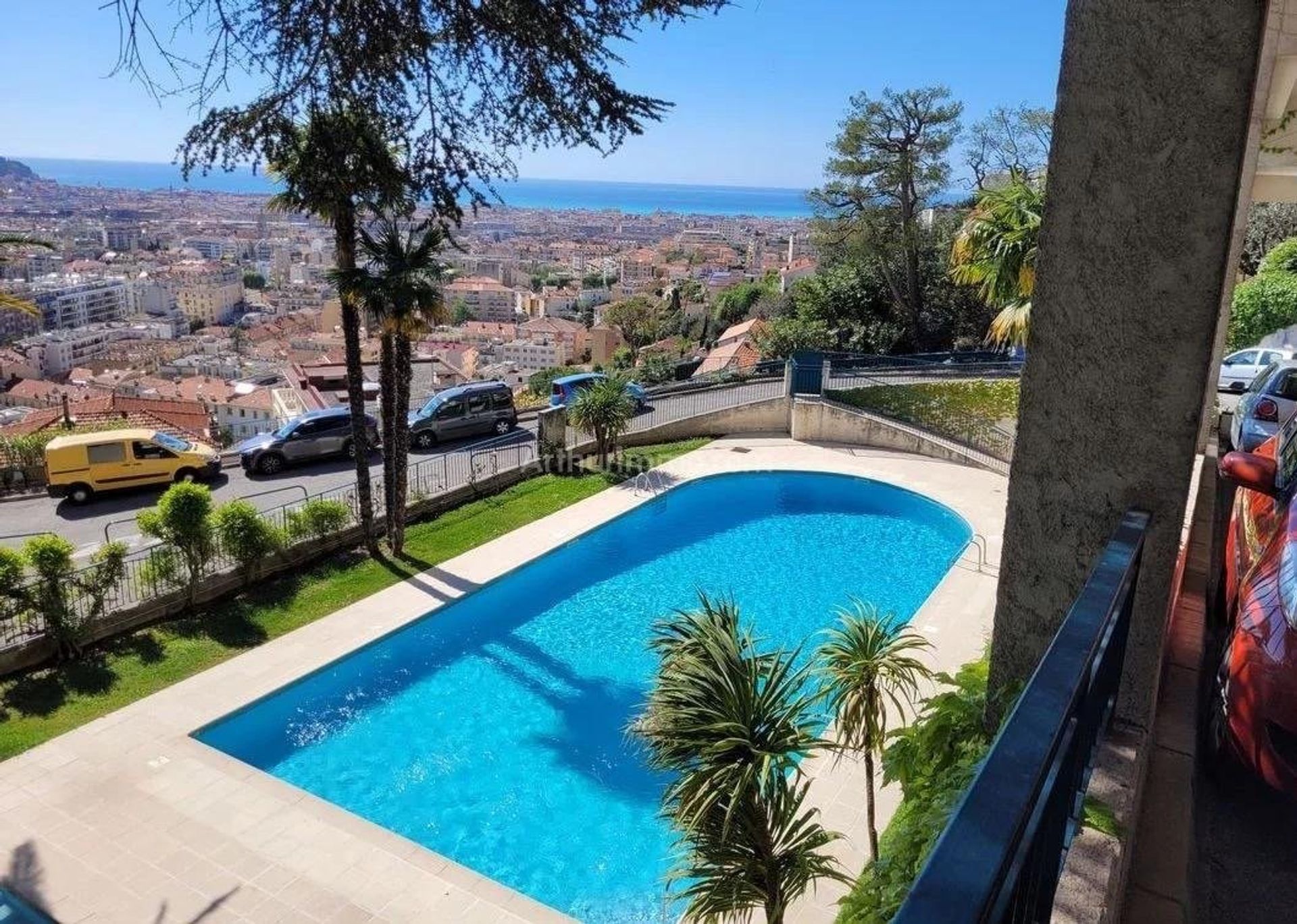 Condominium in Nice, Alpes-Maritimes 11114937