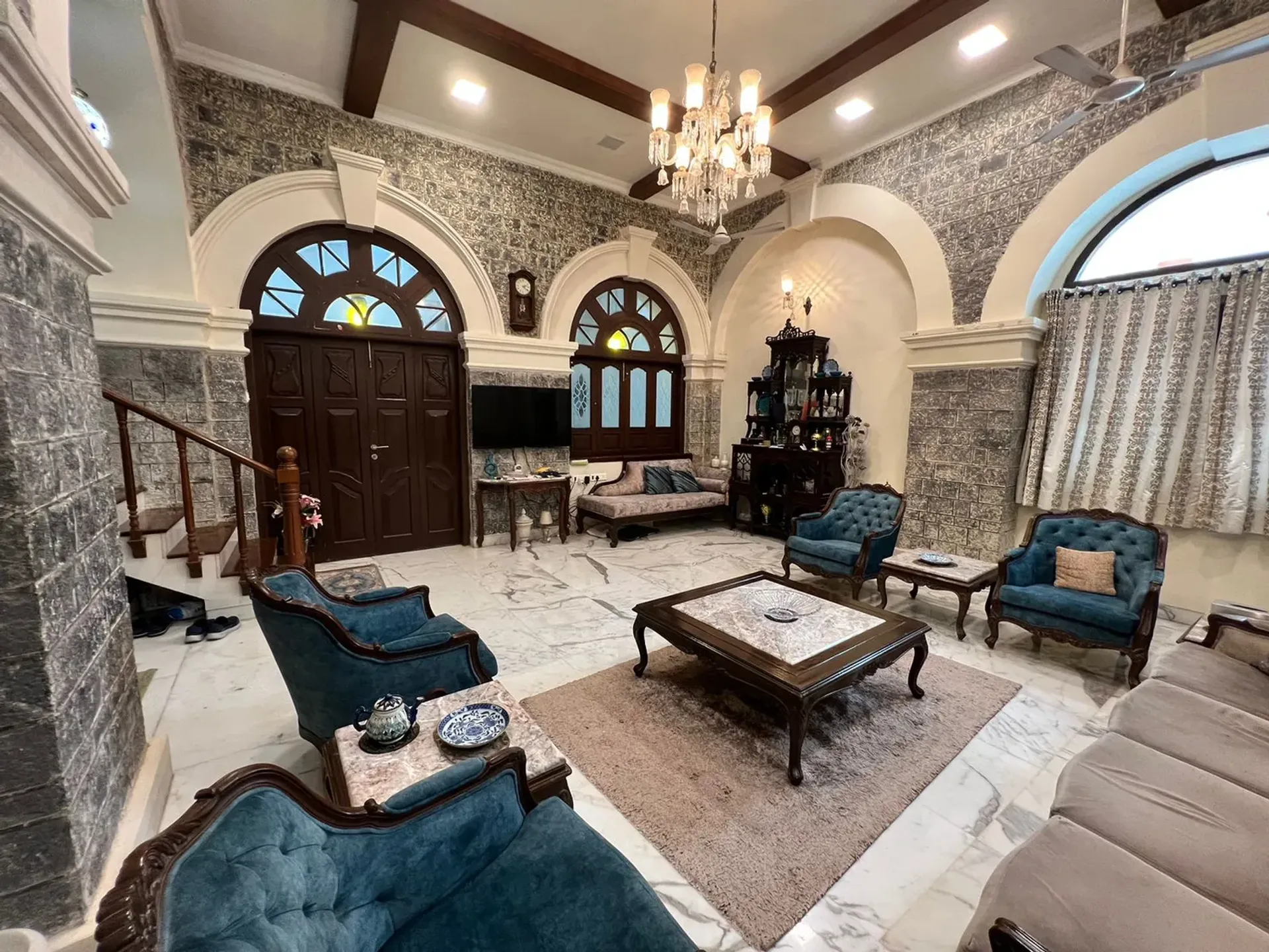 عمارات في خار, ماهاراشترا 11115007