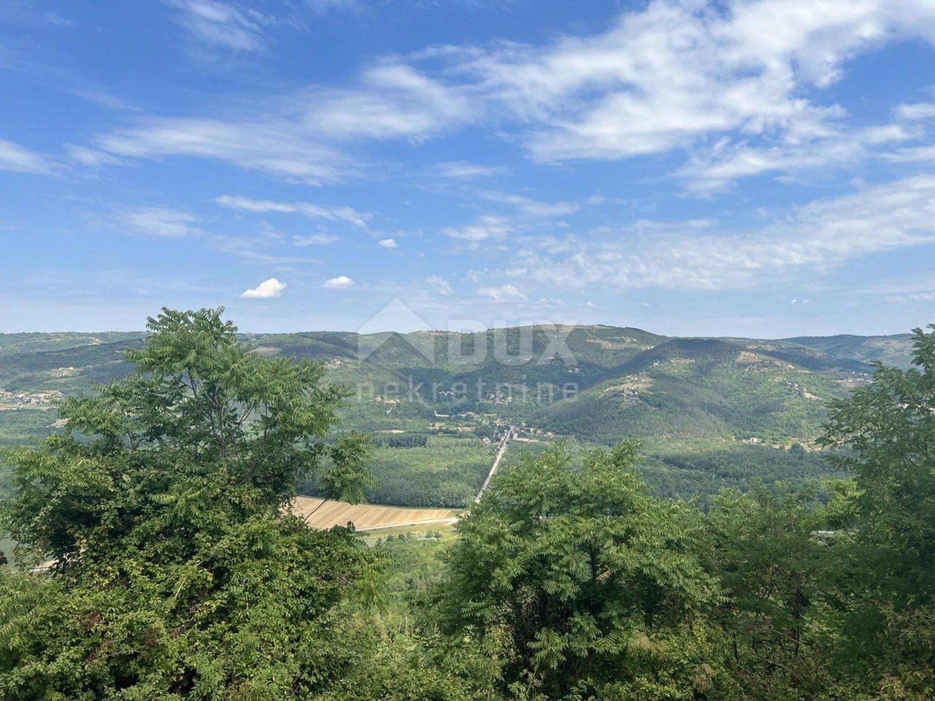 Кондоминиум в Motovun, Istria County 11115640