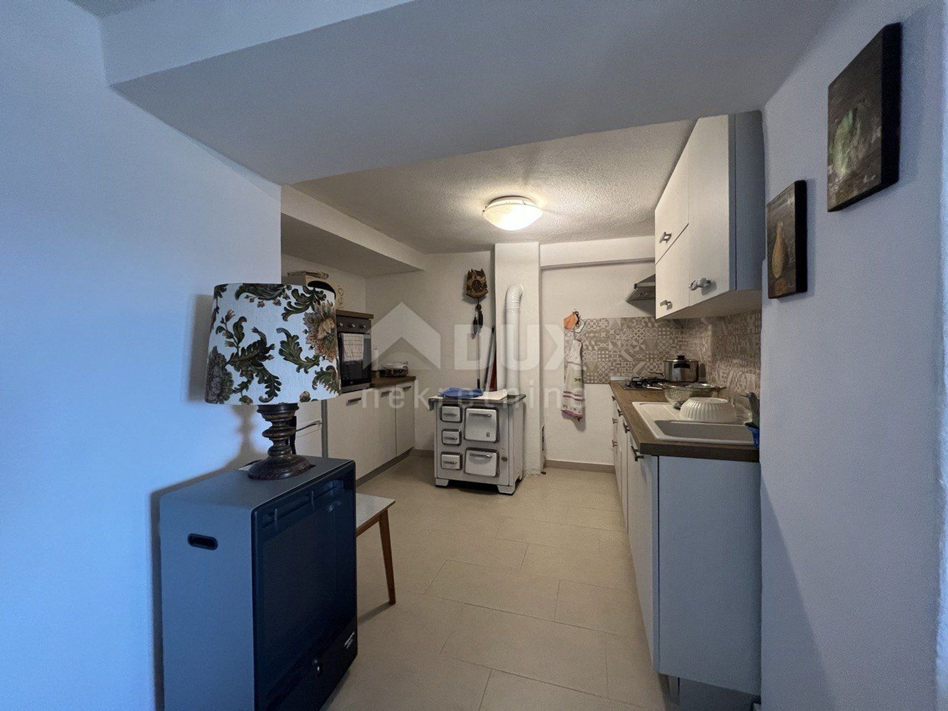 Condominium in Motovun, Istarska Zupanija 11115640