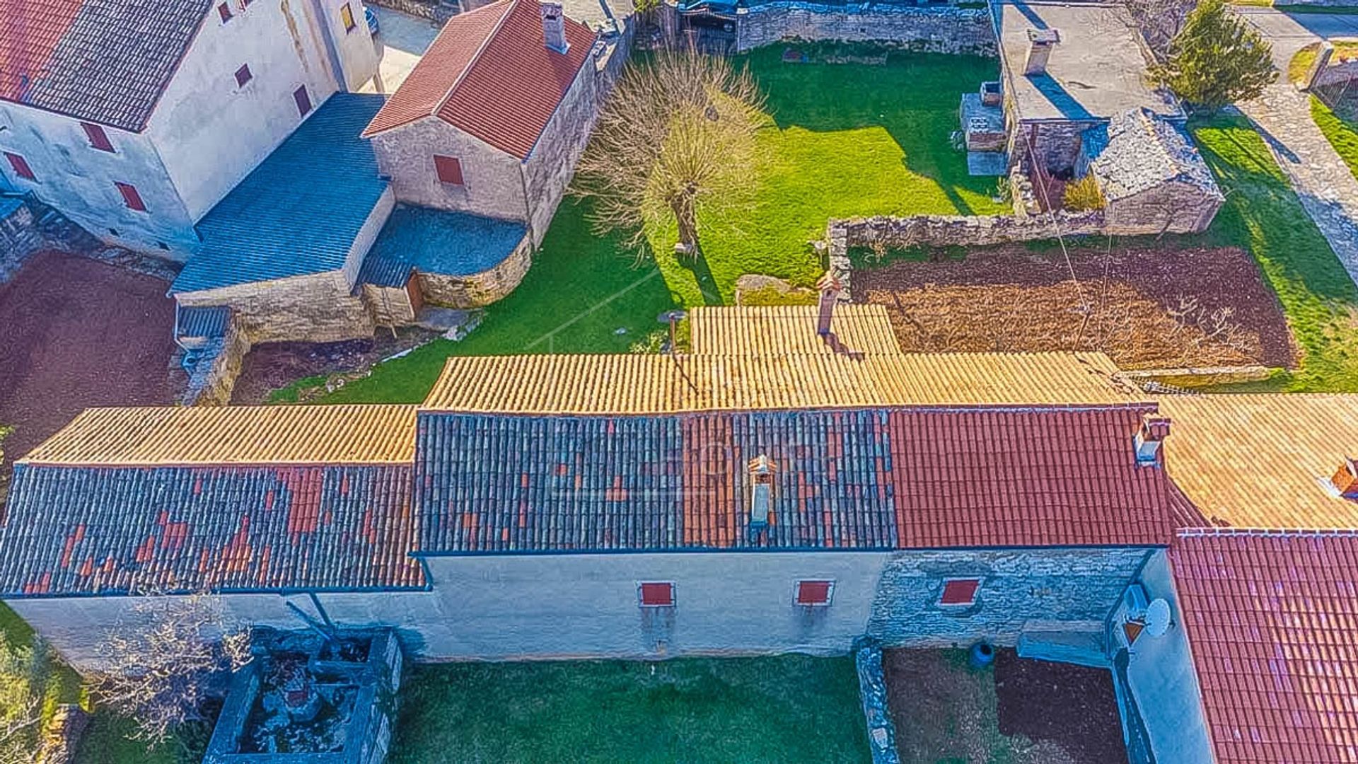 rumah dalam Poreč, Istria County 11115836