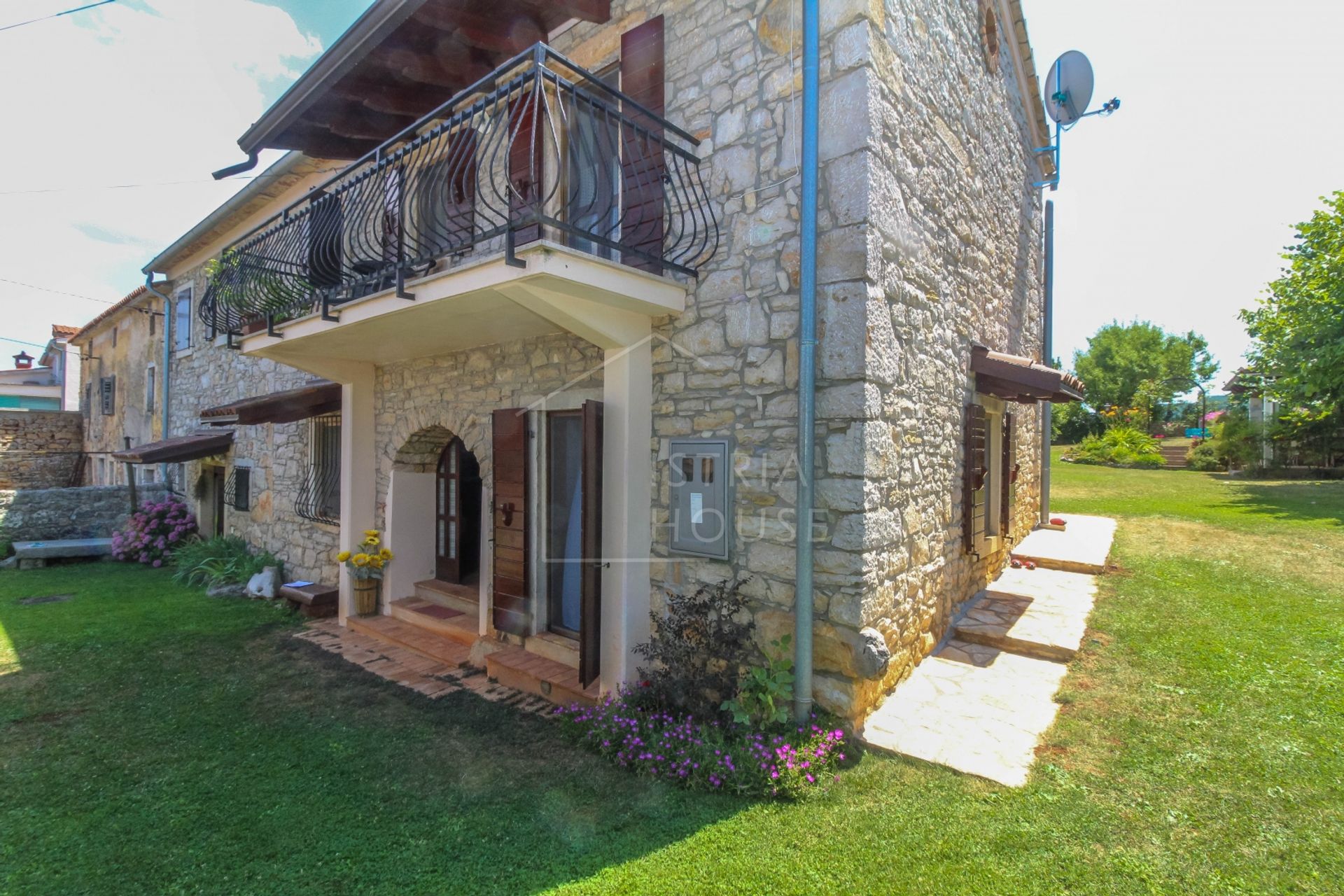 жилой дом в Motovun, Istria County 11115845