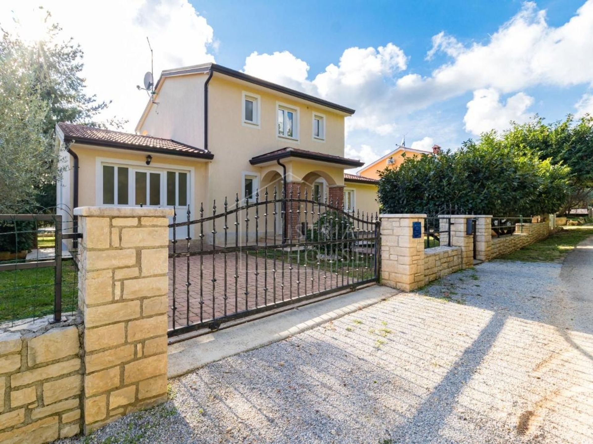 House in Poreč, Istria County 11115897