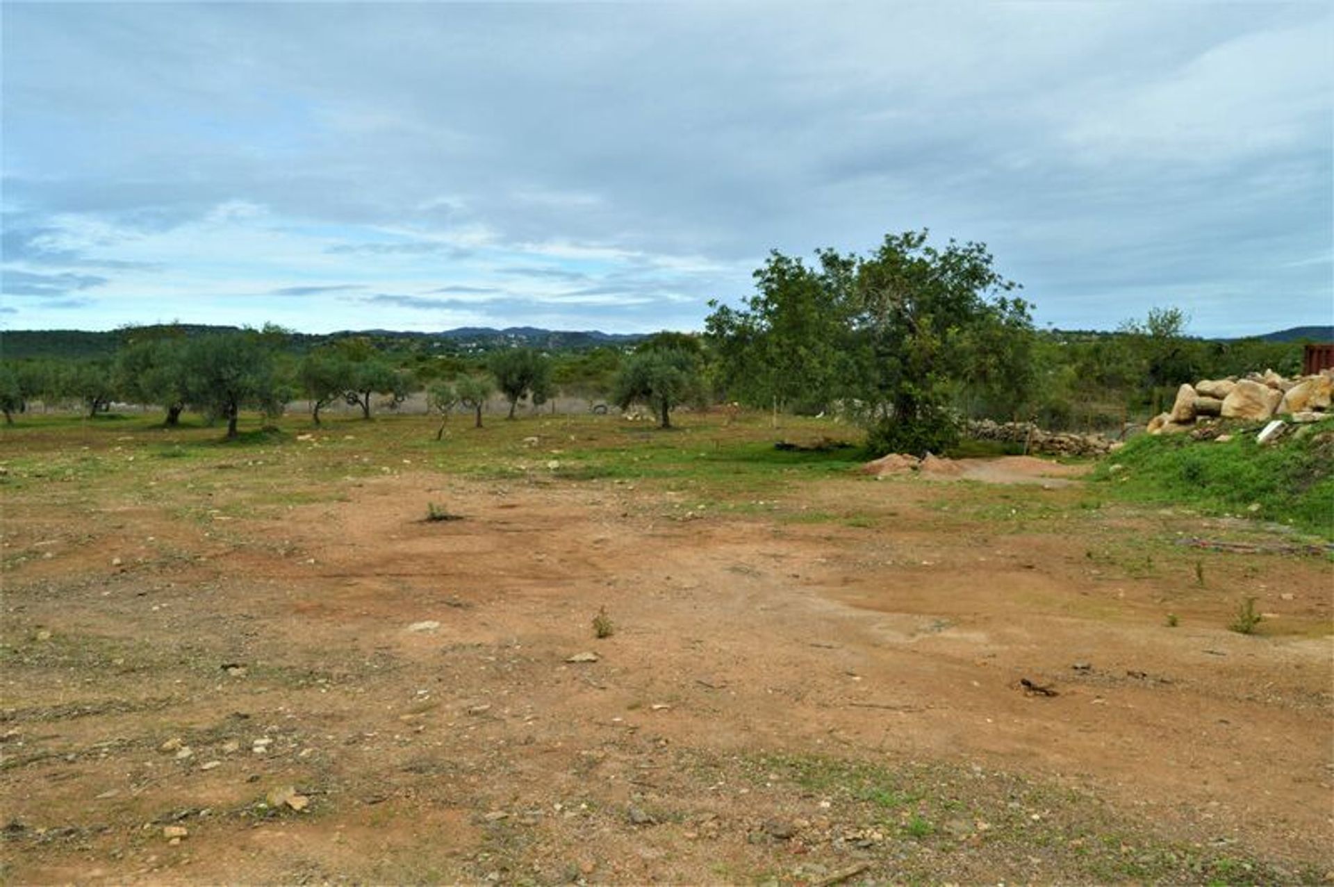 Γη σε Santa Catarina da Fonte do Bispo, Faro 11115956