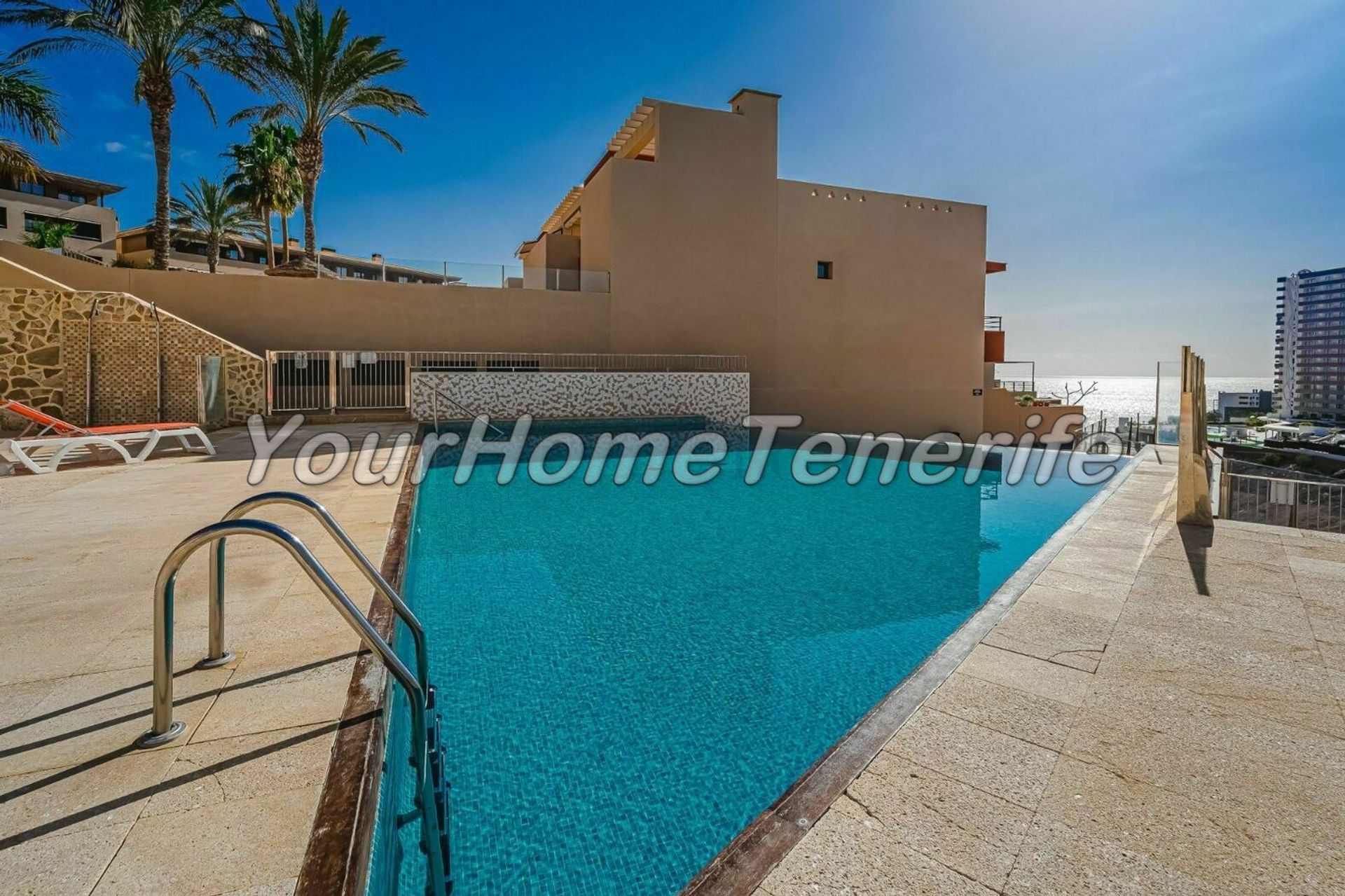 Condominium in Adeje, Canary Islands 11116245