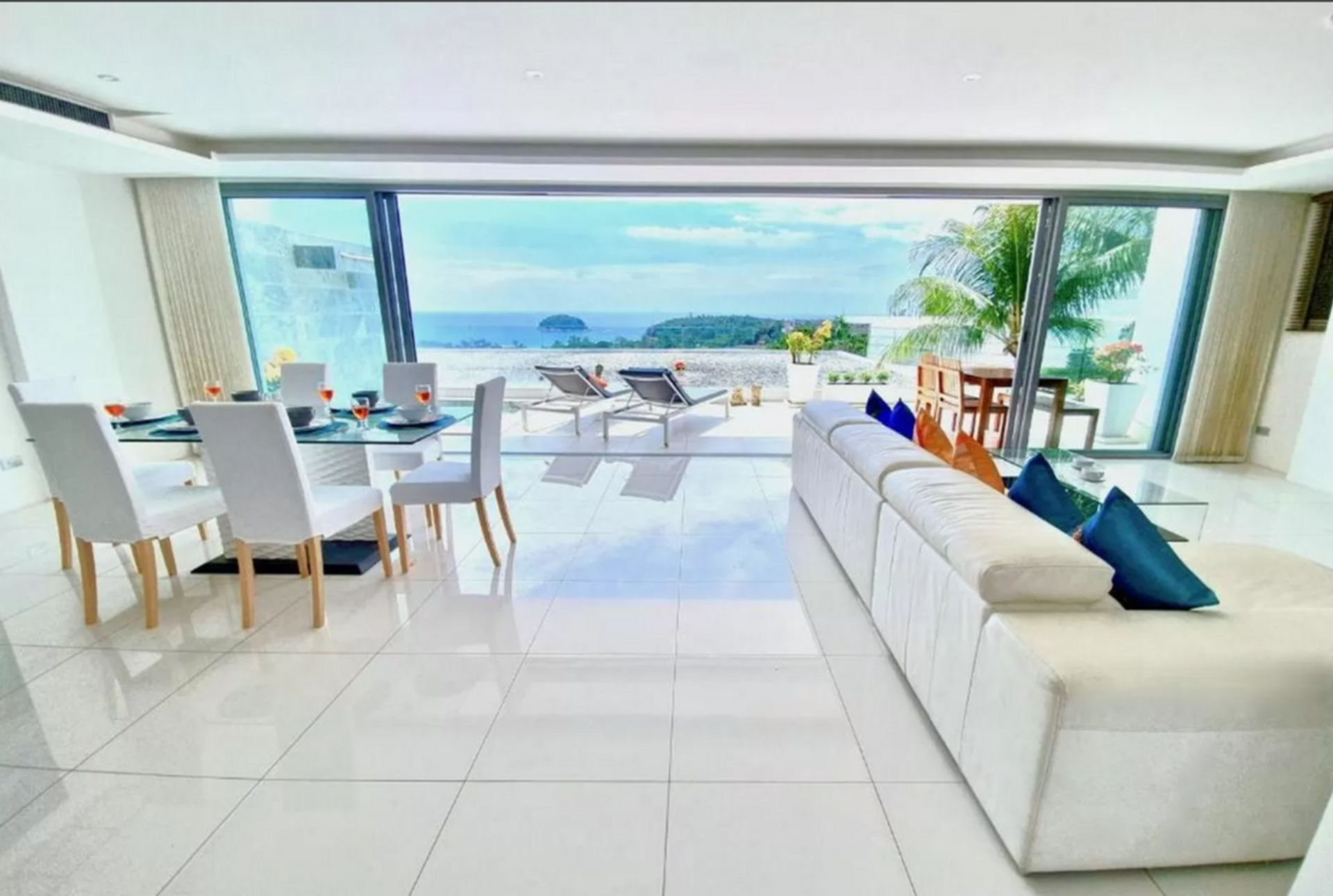 Condominio en Prohibición de Kata, Phuket 11116364