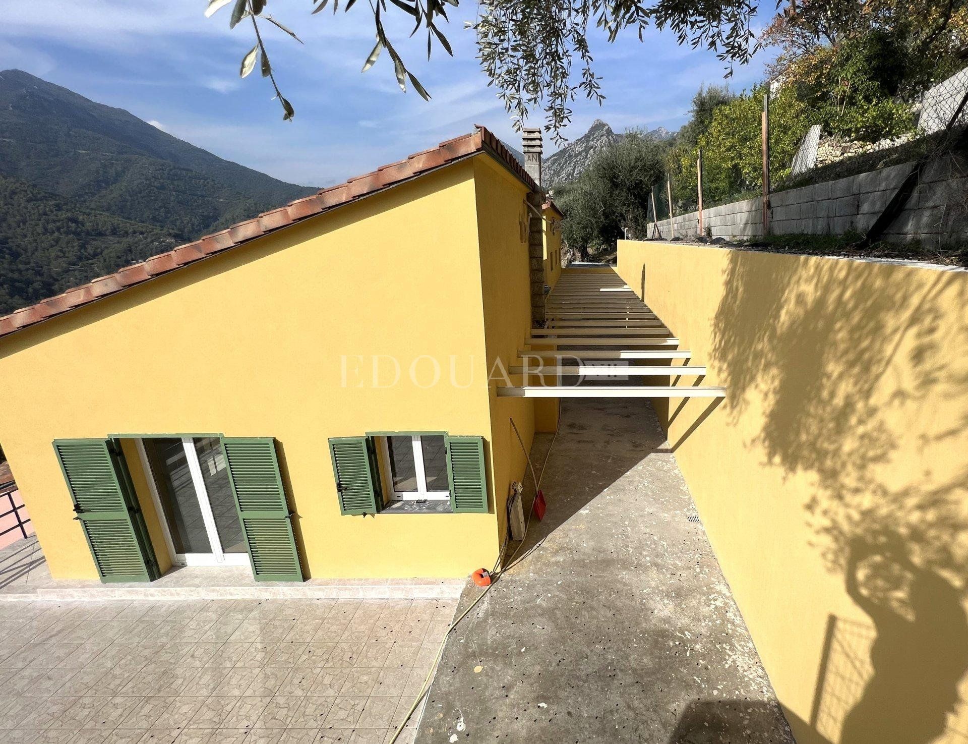 Hus i Castellar, Provence-Alpes-Côte d'Azur 11116469