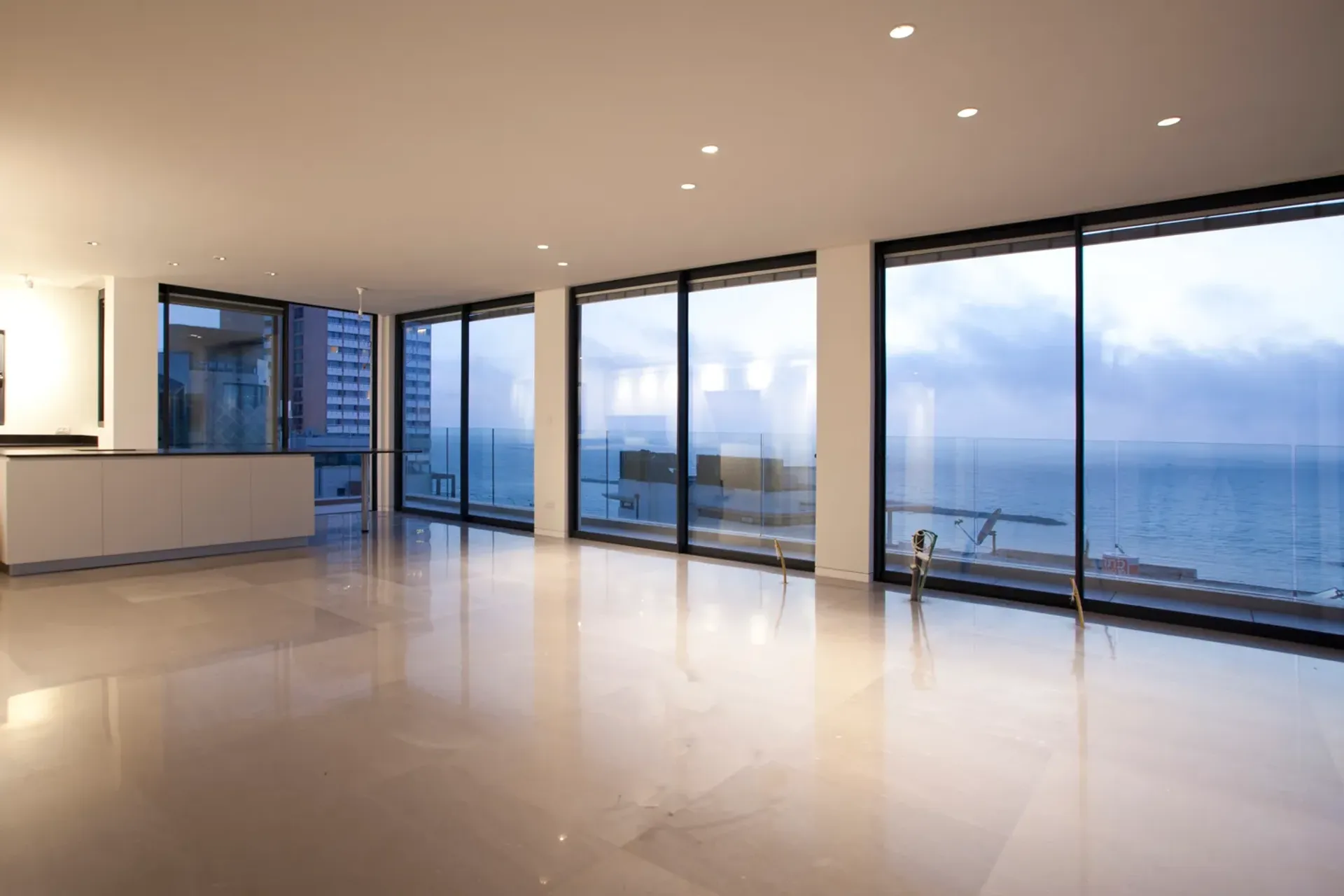 Condominium in Tel Aviv-Yafo, 6 J. L. Gordon Street 11117455