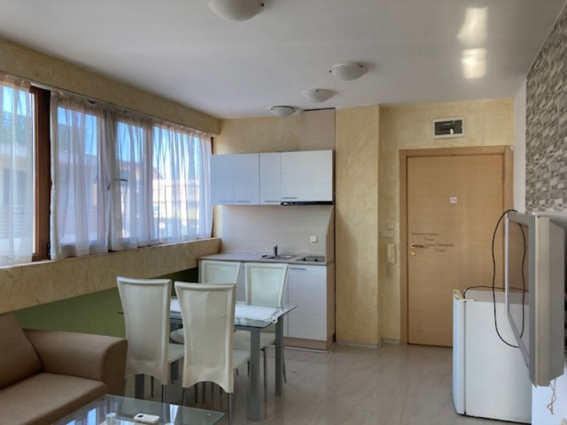 Condominio en Слънчев бряг, Бургас 11117671