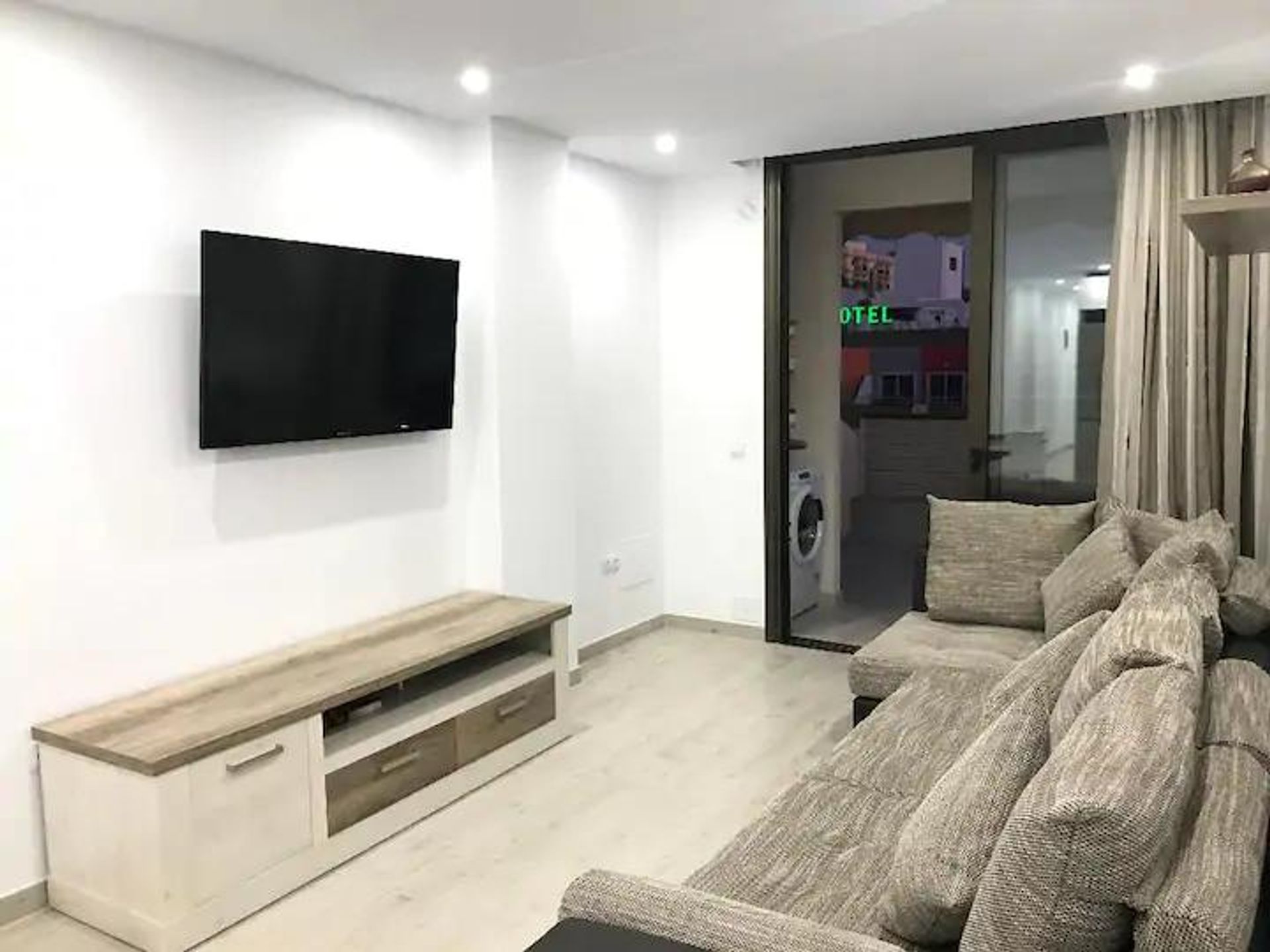 Condominium in Arona, Canarias 11117743