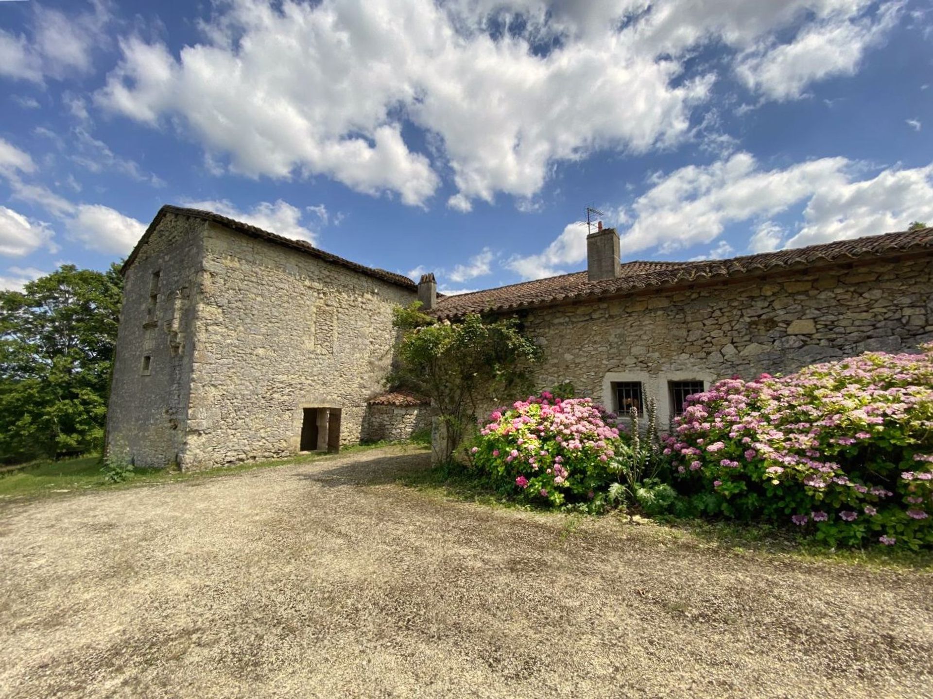 House in Vic-Fezensac, Occitanie 11117957