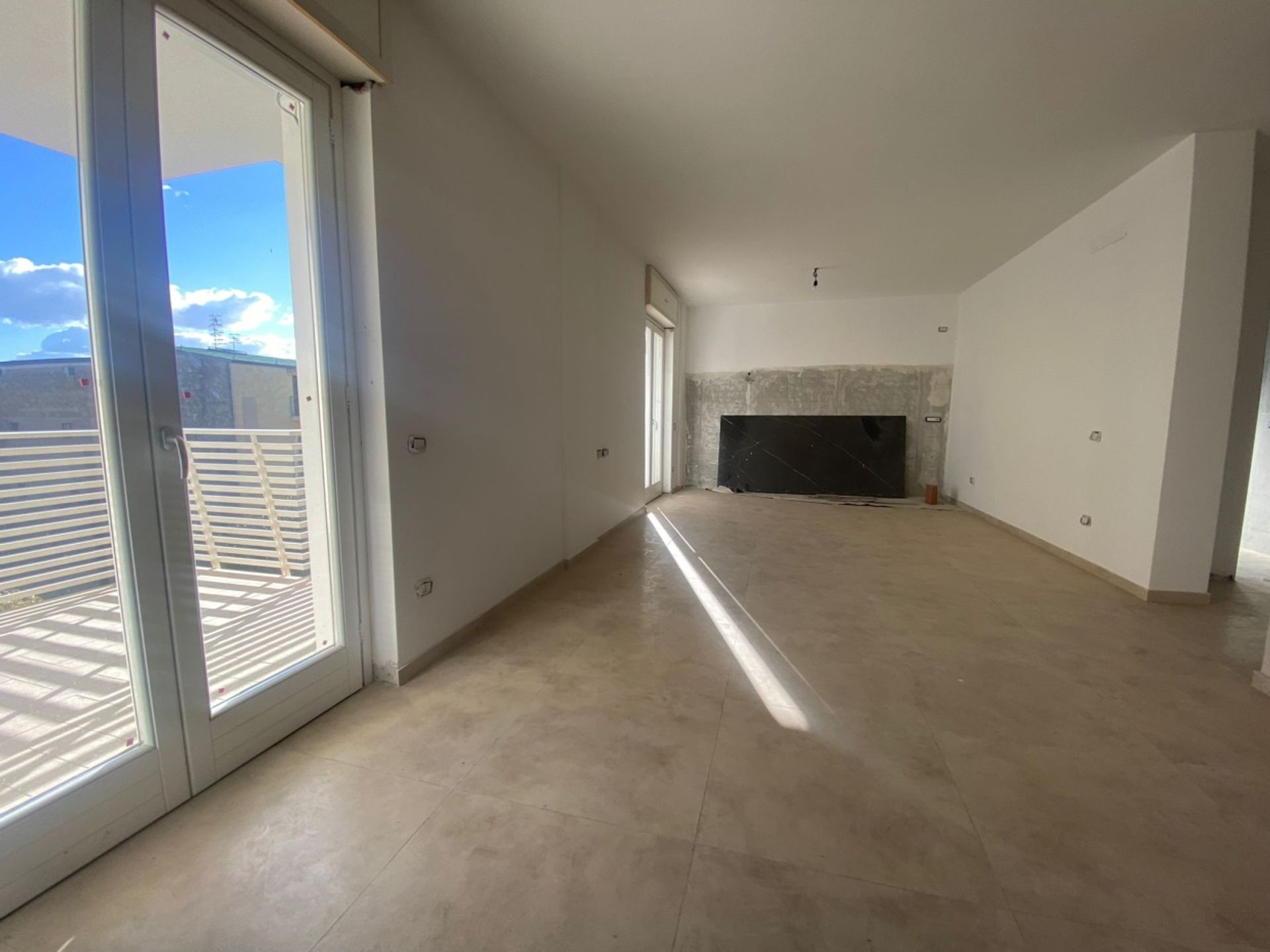 Condominium dans Campagna, Campania 11118023