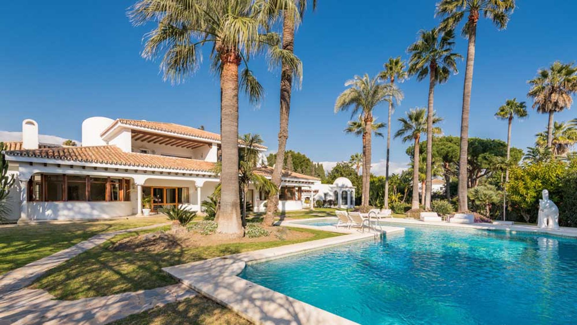 Casa nel San Pedro de Alcantara, Andalusia 11118233