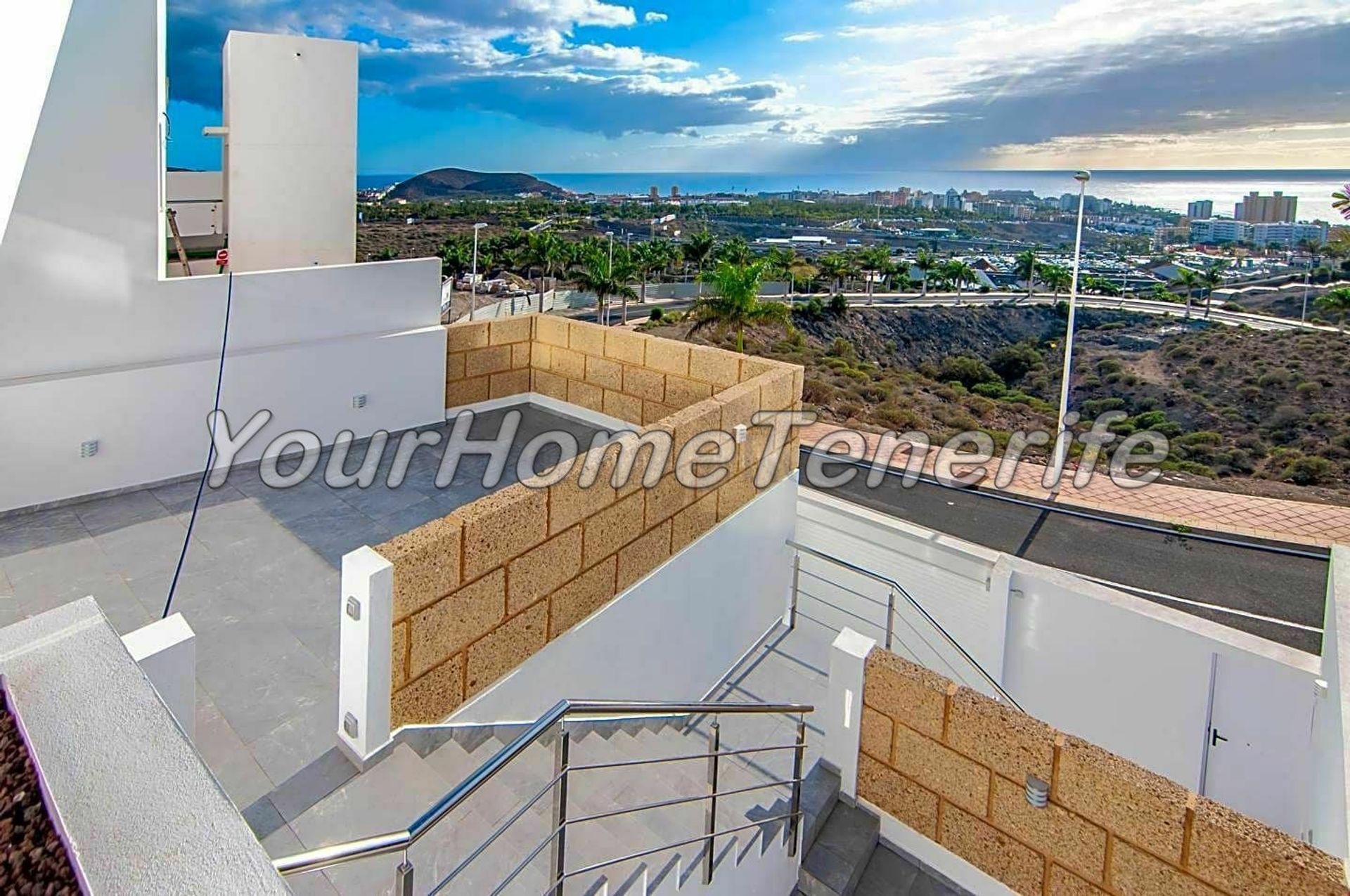 Haus im Adeje, Canary Islands 11118378