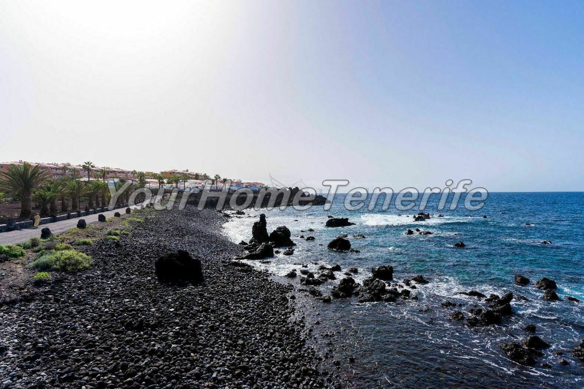 Condominium in Guía de Isora, Canary Islands 11118383