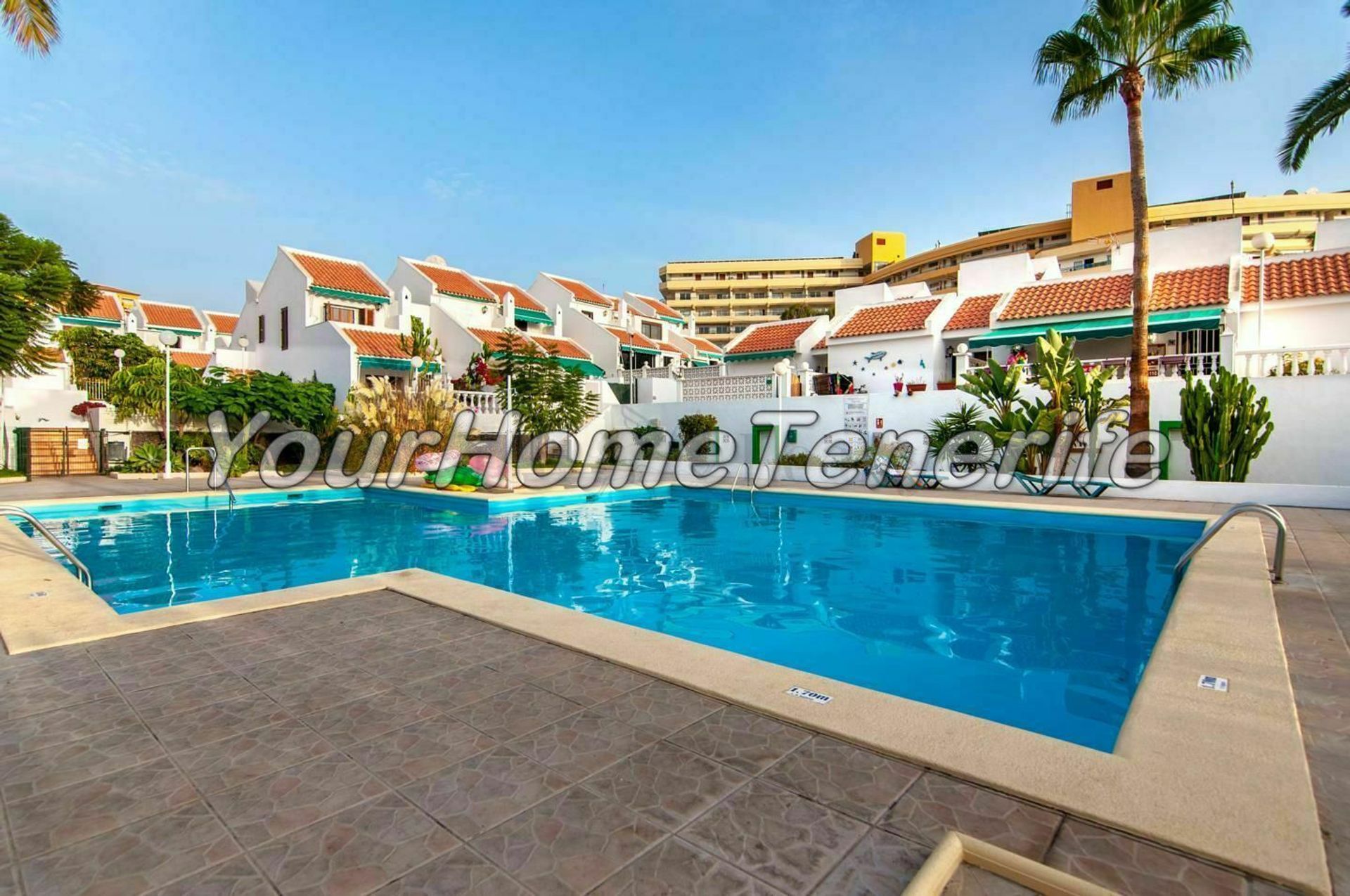 Condominio en Adeje, Canary Islands 11118404