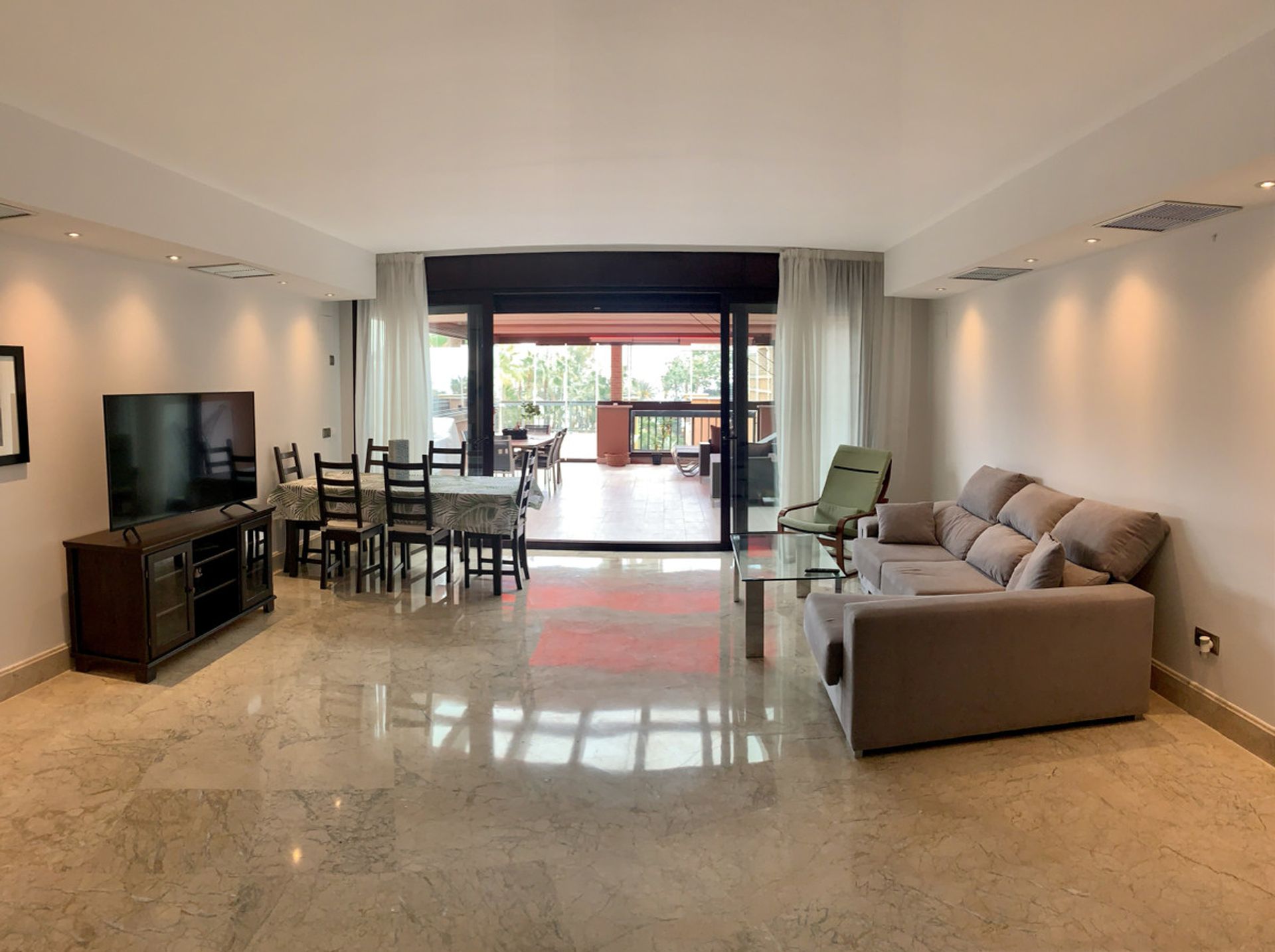 Condominio nel San Pedro de Alcantara, Andalusia 11118497