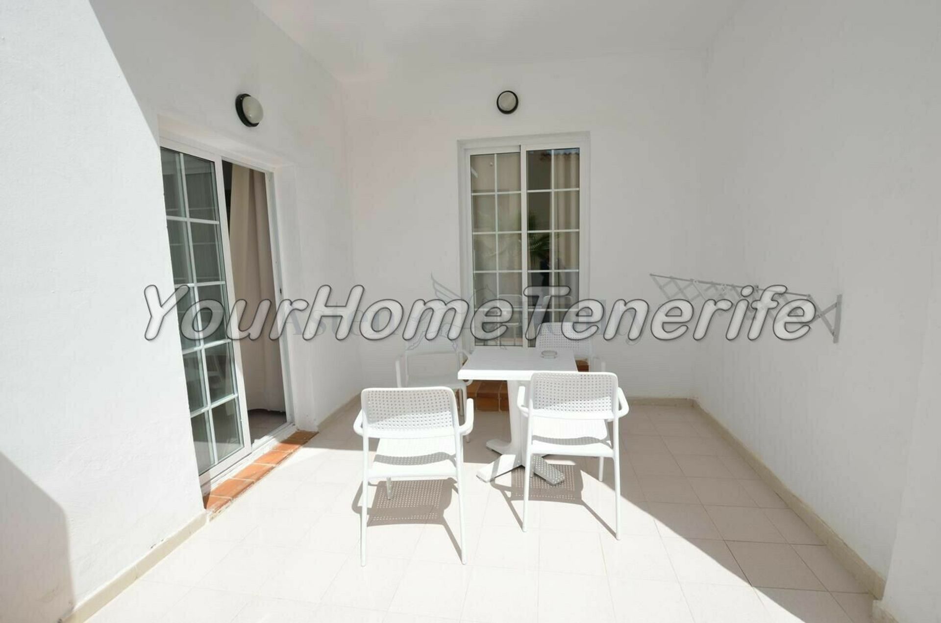 Condominium in Adeje, Canary Islands 11118523