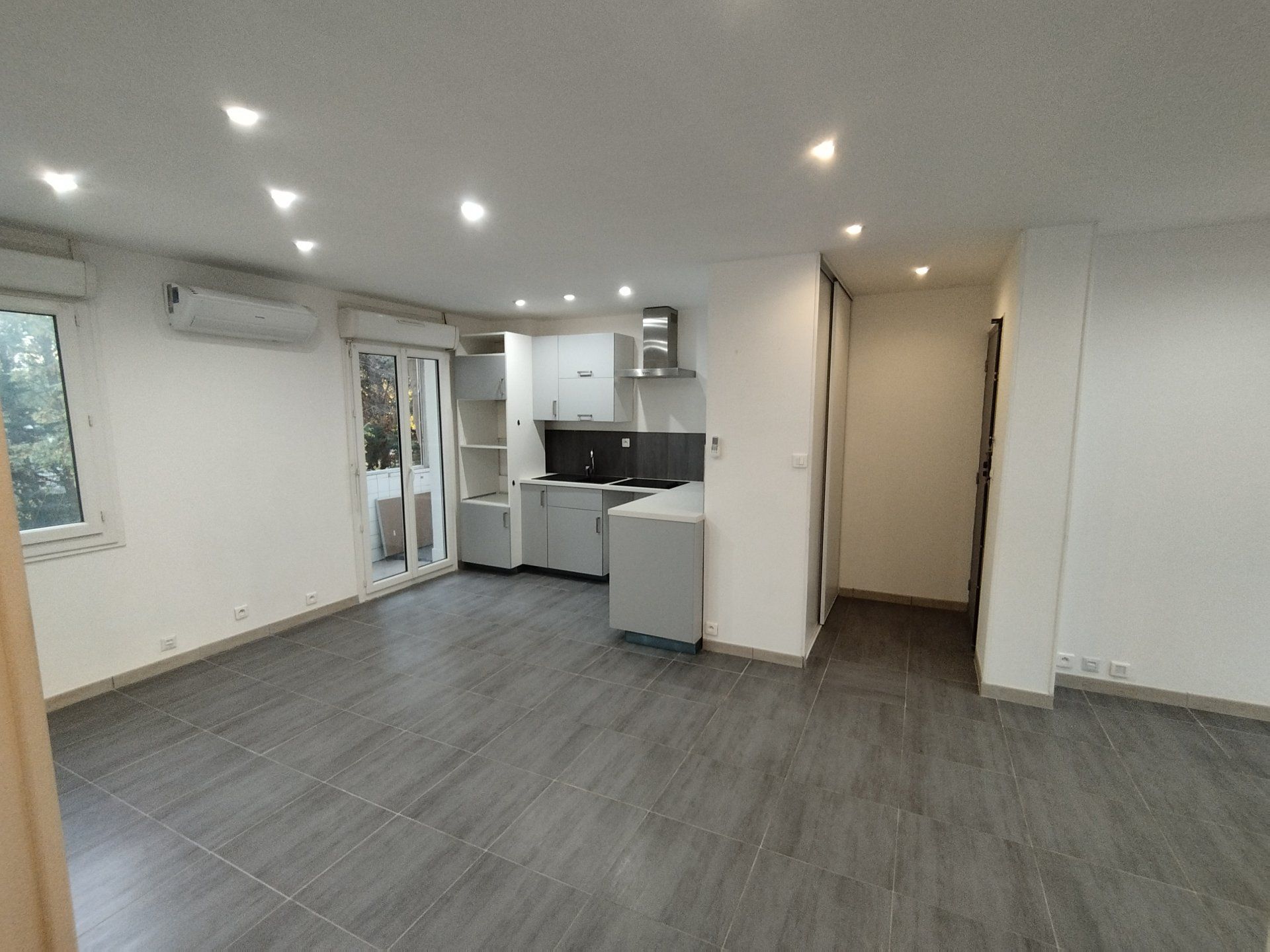 Condominium dans Marseille 8ème, Bouches-du-Rhône 11118599