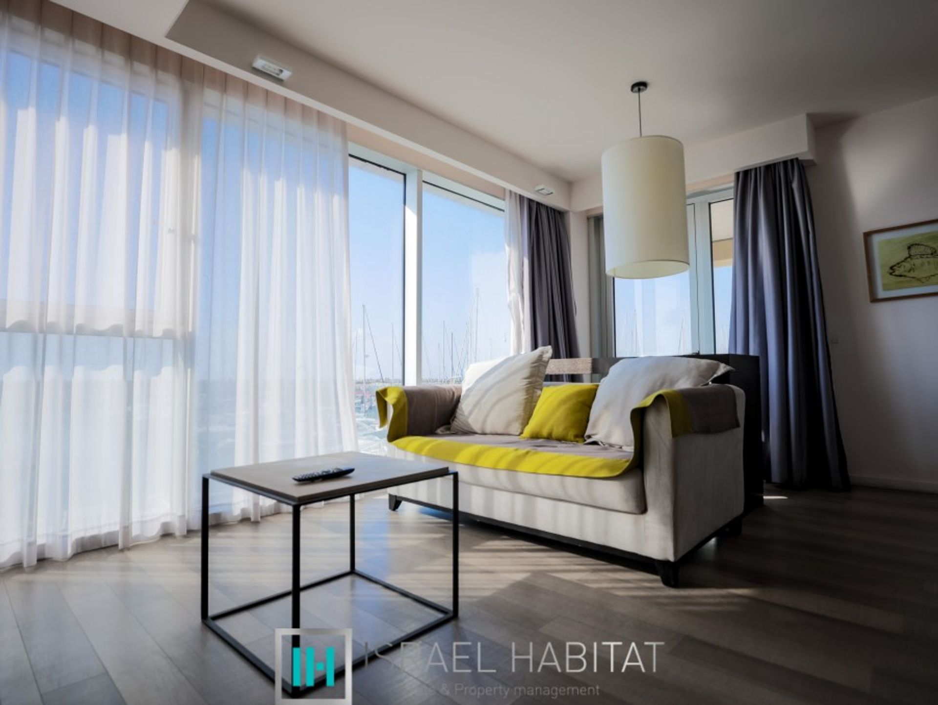 Condominium dans Herzliyya, Tel Aviv 11119050