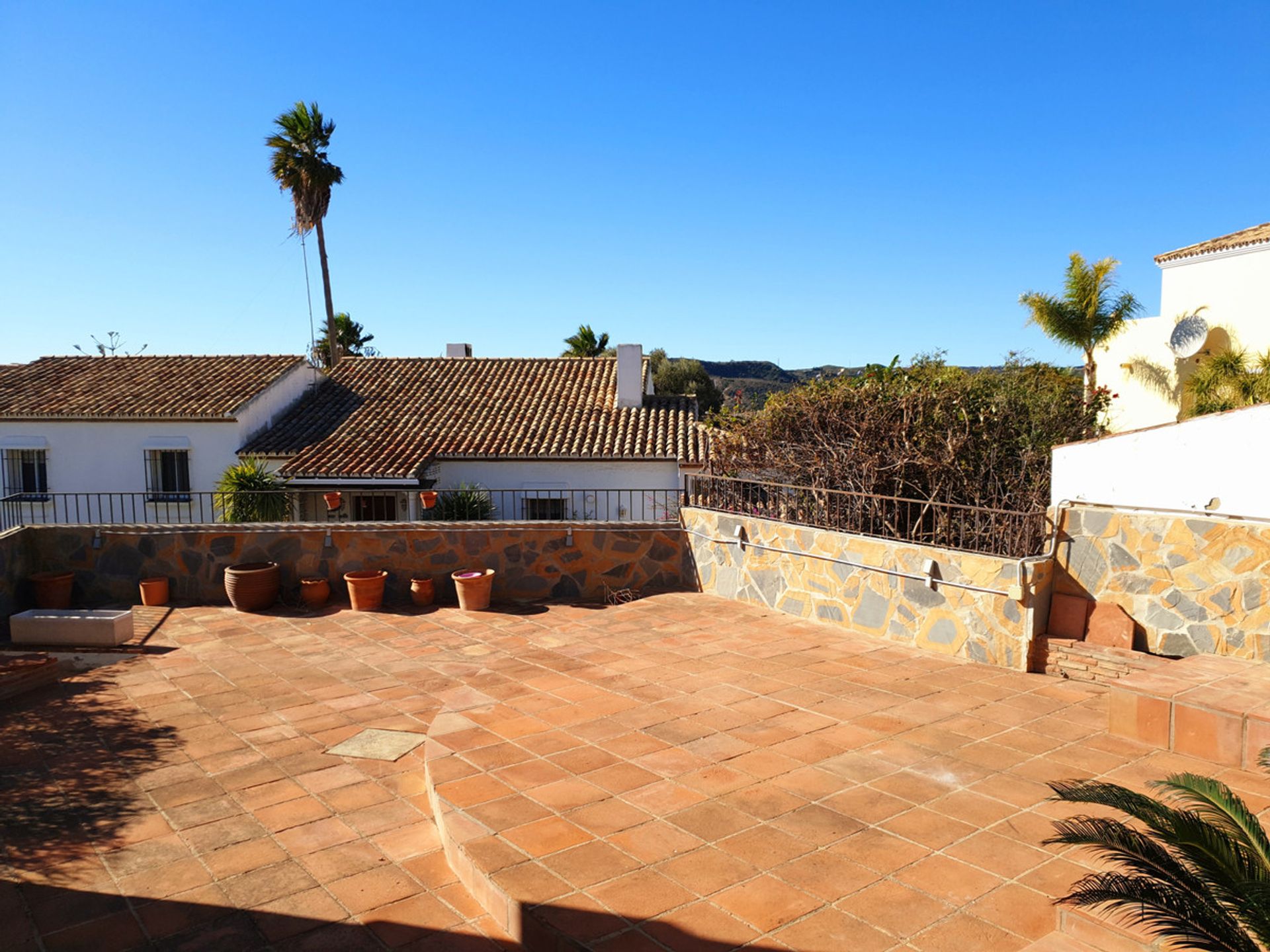 Rumah di Castillo de Sabinillas, Andalusia 11119330