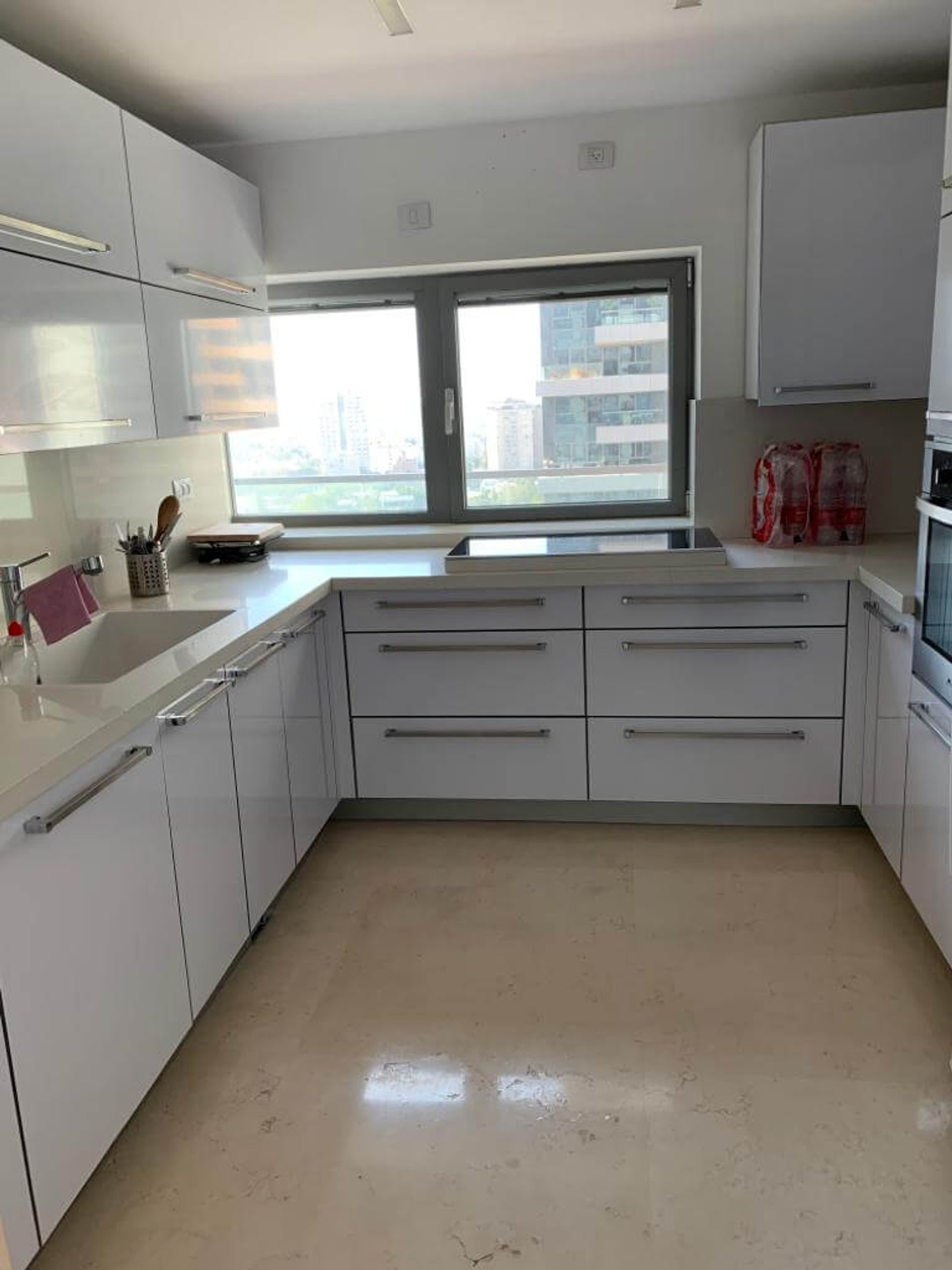 Condominium in Tel Aviv-Yafo, 12 Nissim Aloni Street 11119566