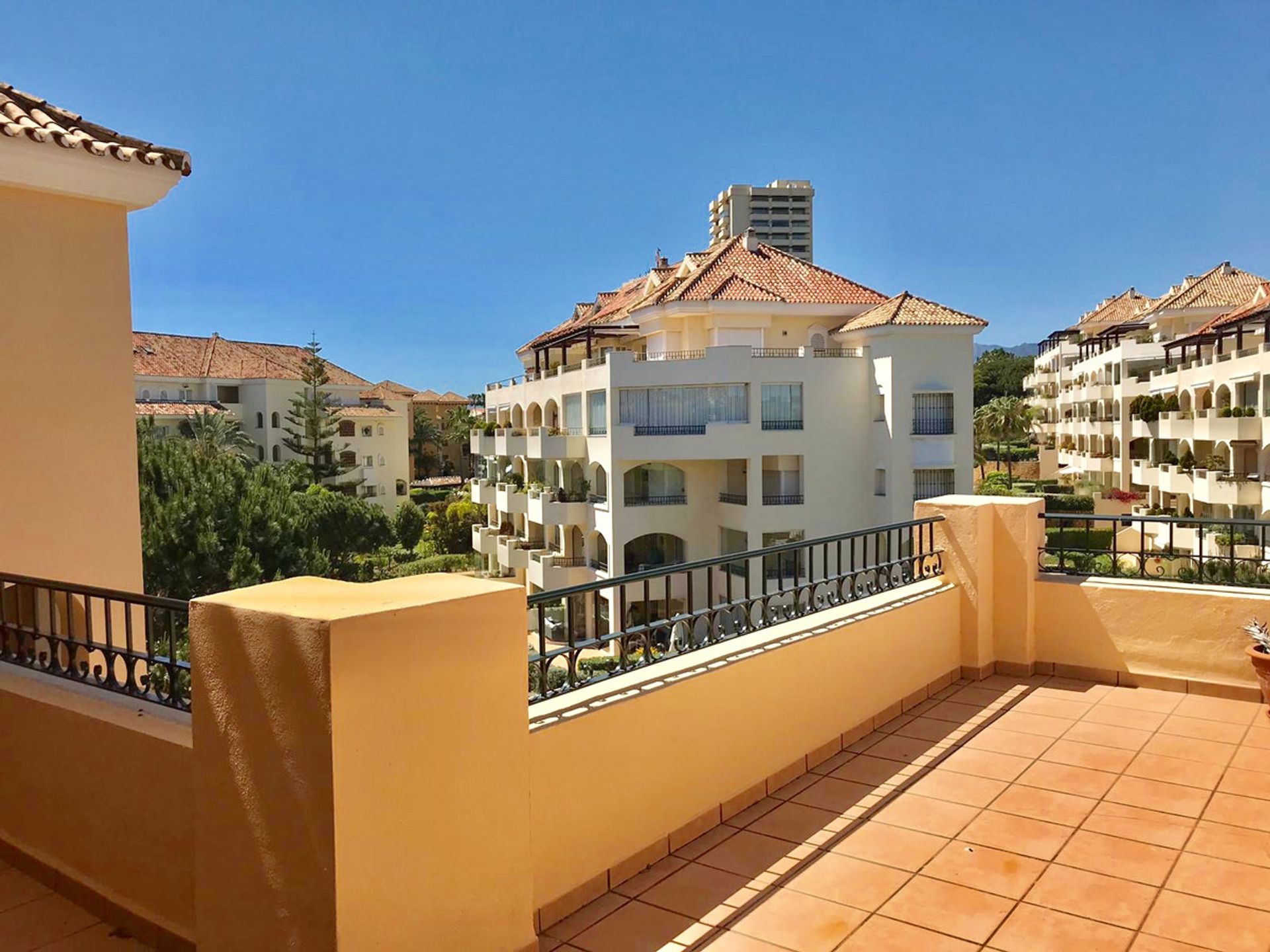 Condominium dans Marbella, Andalucía 11120224