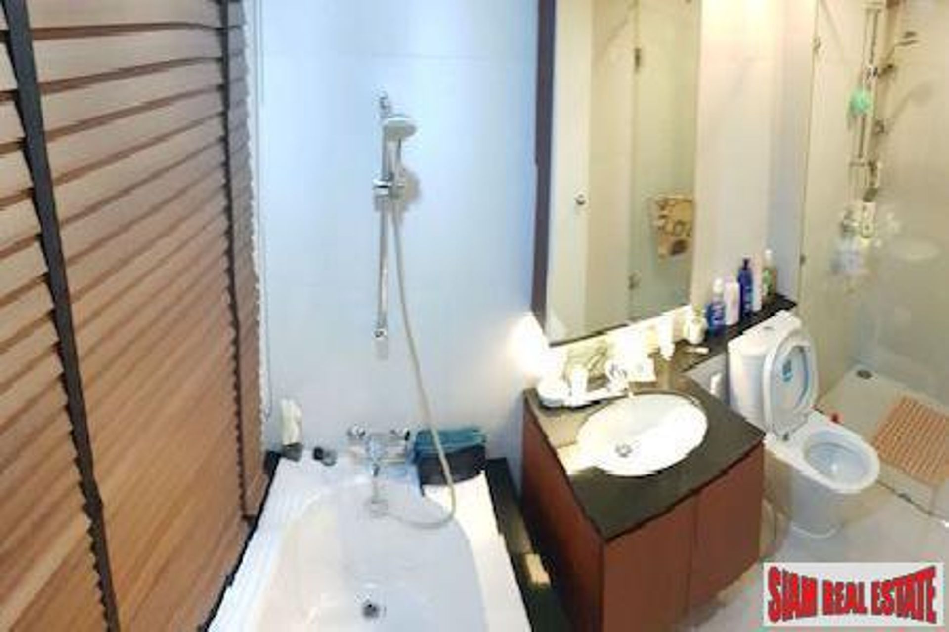 Condominio en Ban Kho Hai, Nakhon Pathom 11121206