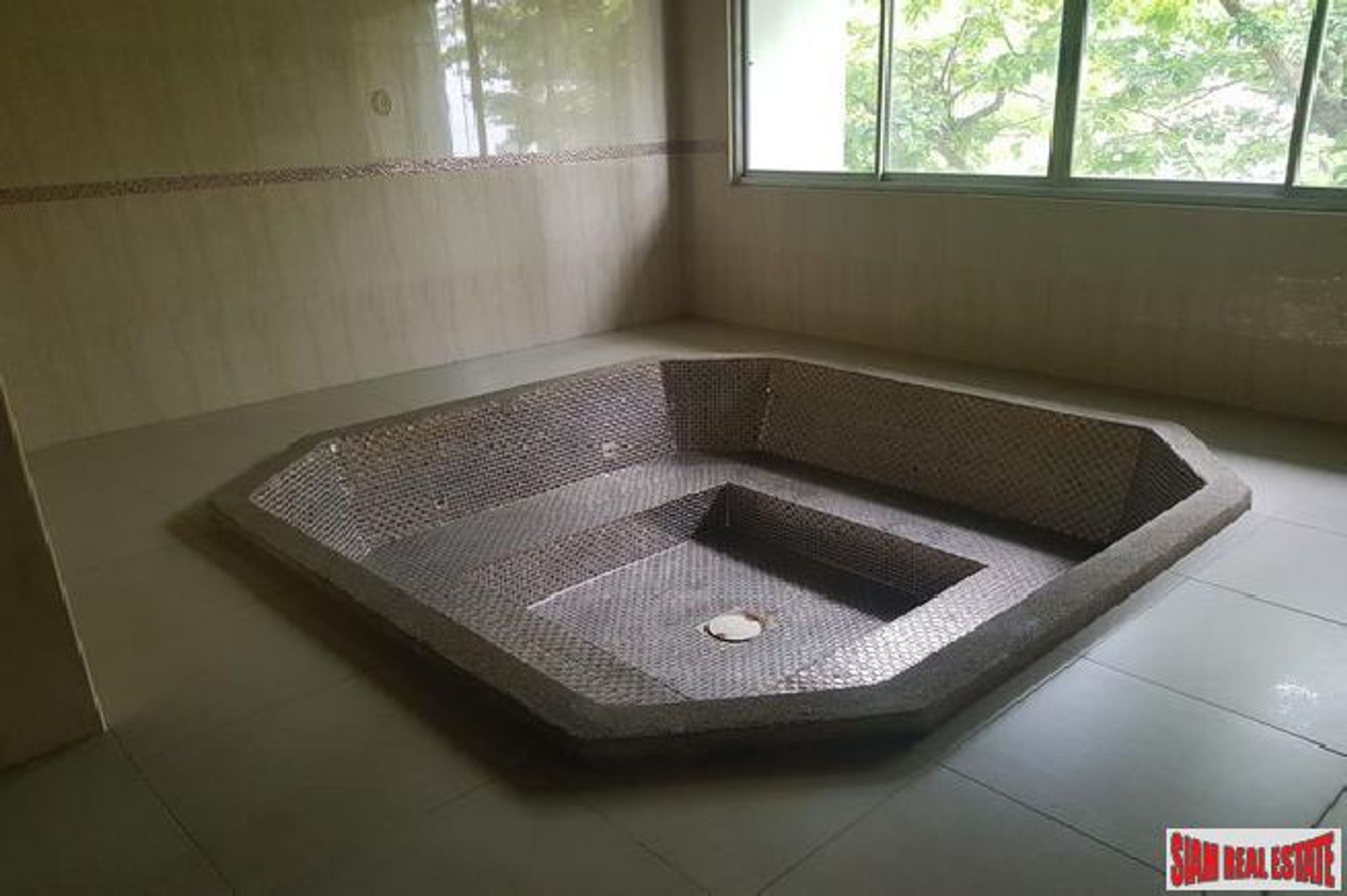 Condominium in , Chang Wat Nakhon Pathom 11121211