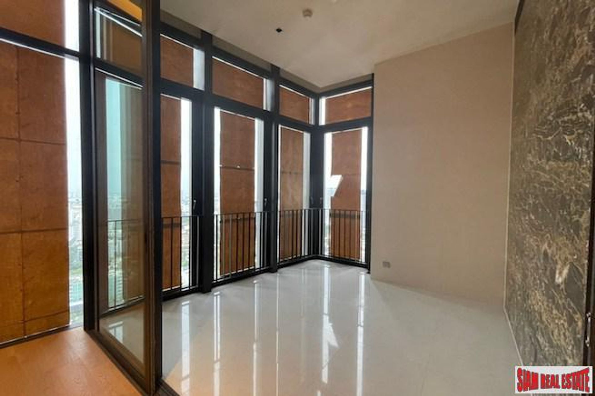 Condominio en Ban Kho Hai, Nakhon Pathom 11121261