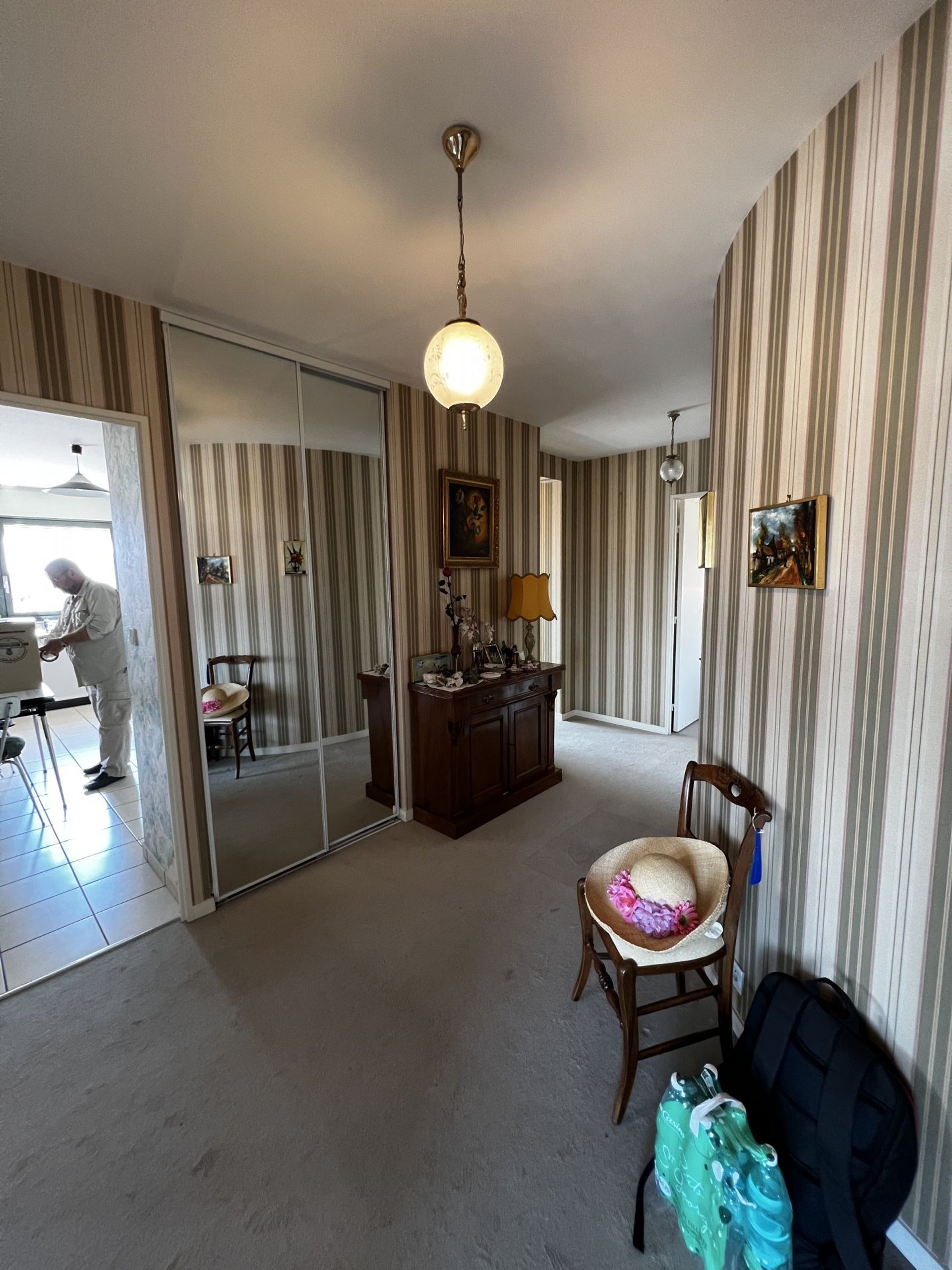 Condominium in Vichy, Allier 11121382