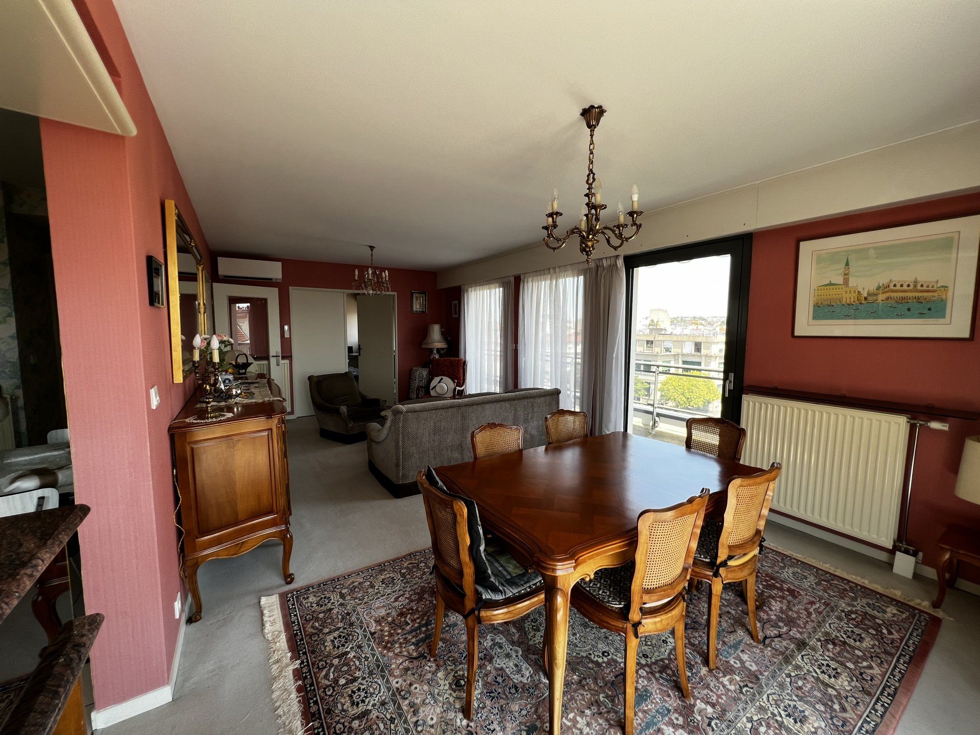 Condominium in Vichy, Allier 11121382