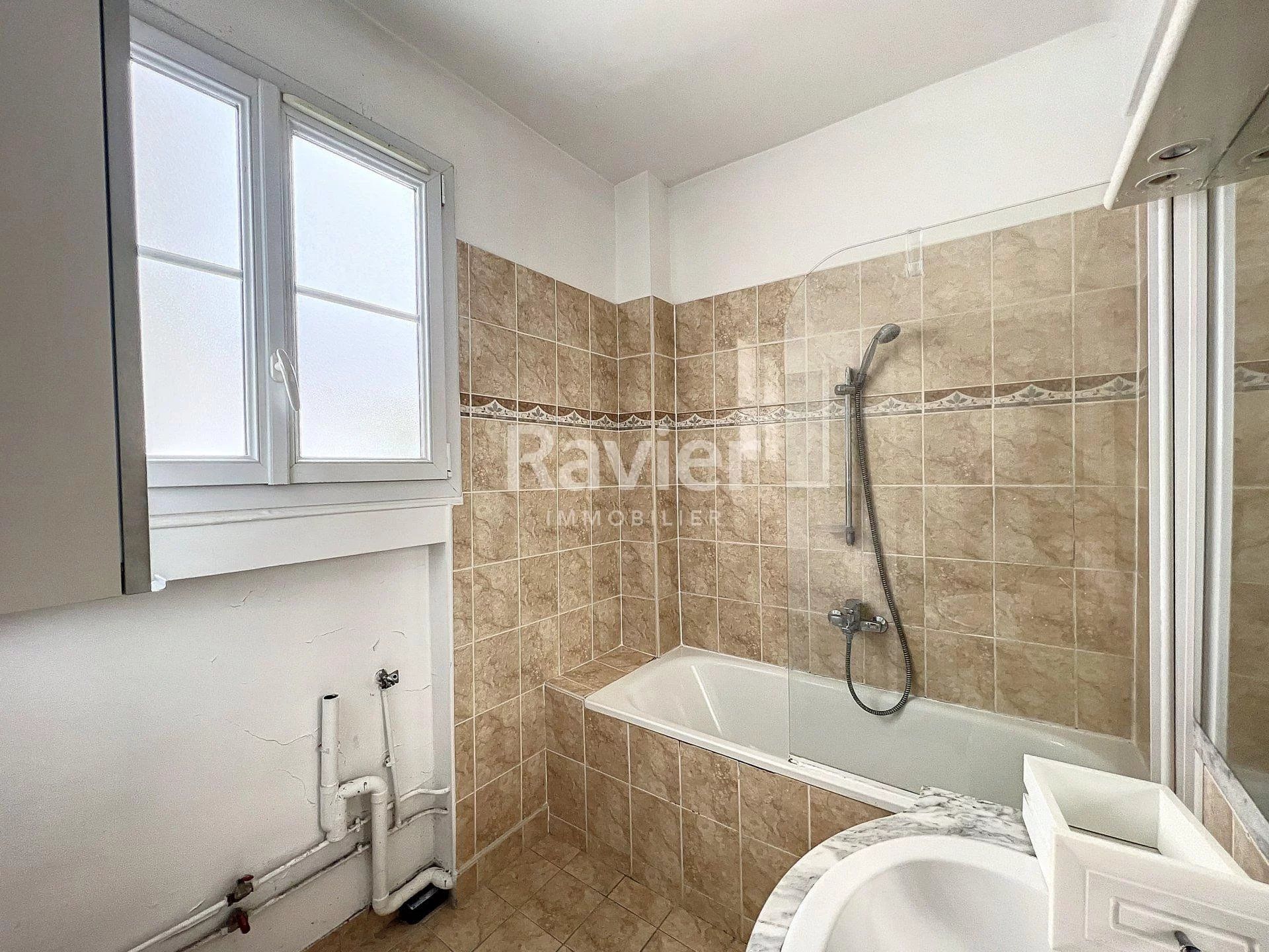 Residencial en Paris 16ème, Paris 11121420