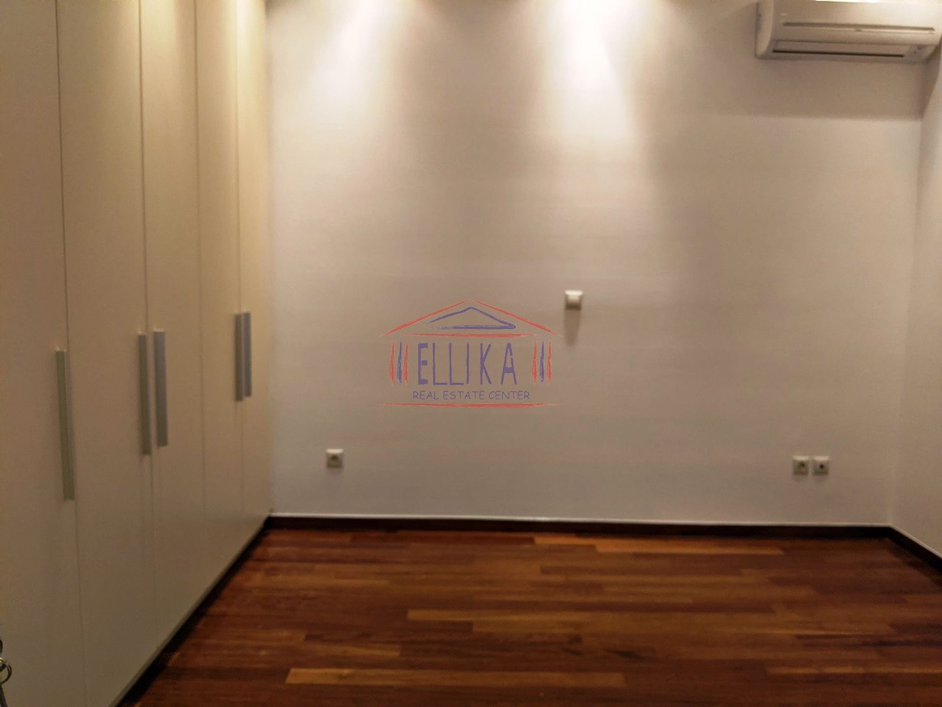 Condominio en Voula,  11121776