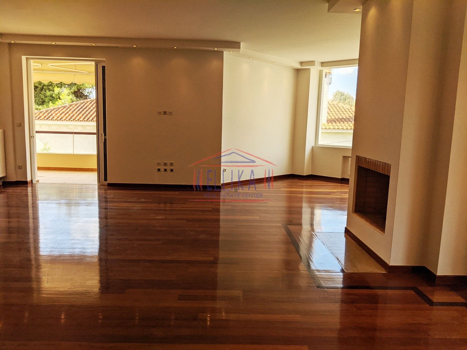 Condominio en Voula,  11121777