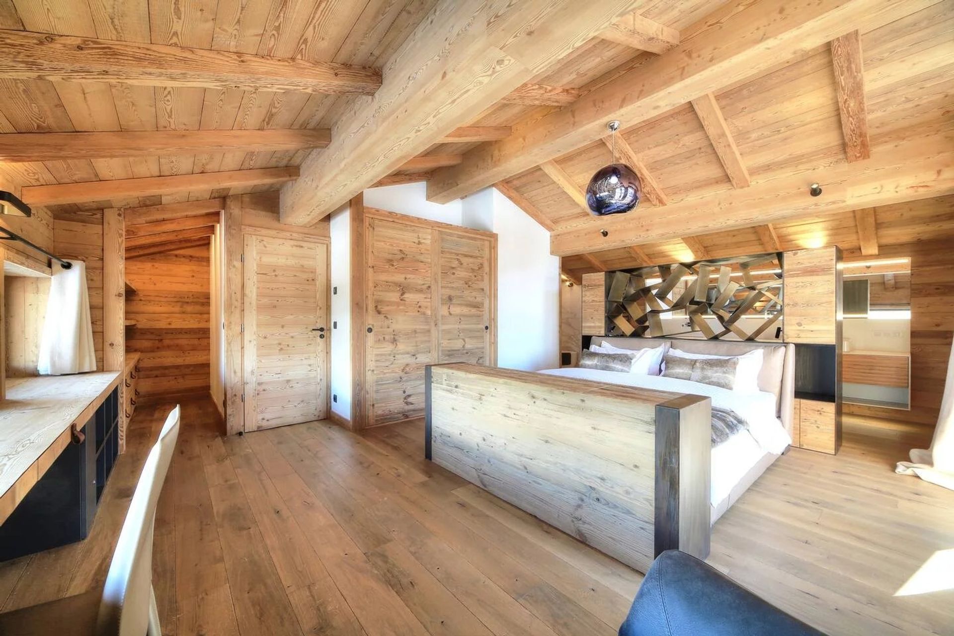 House in Les Houches, Haute-Savoie 11122070