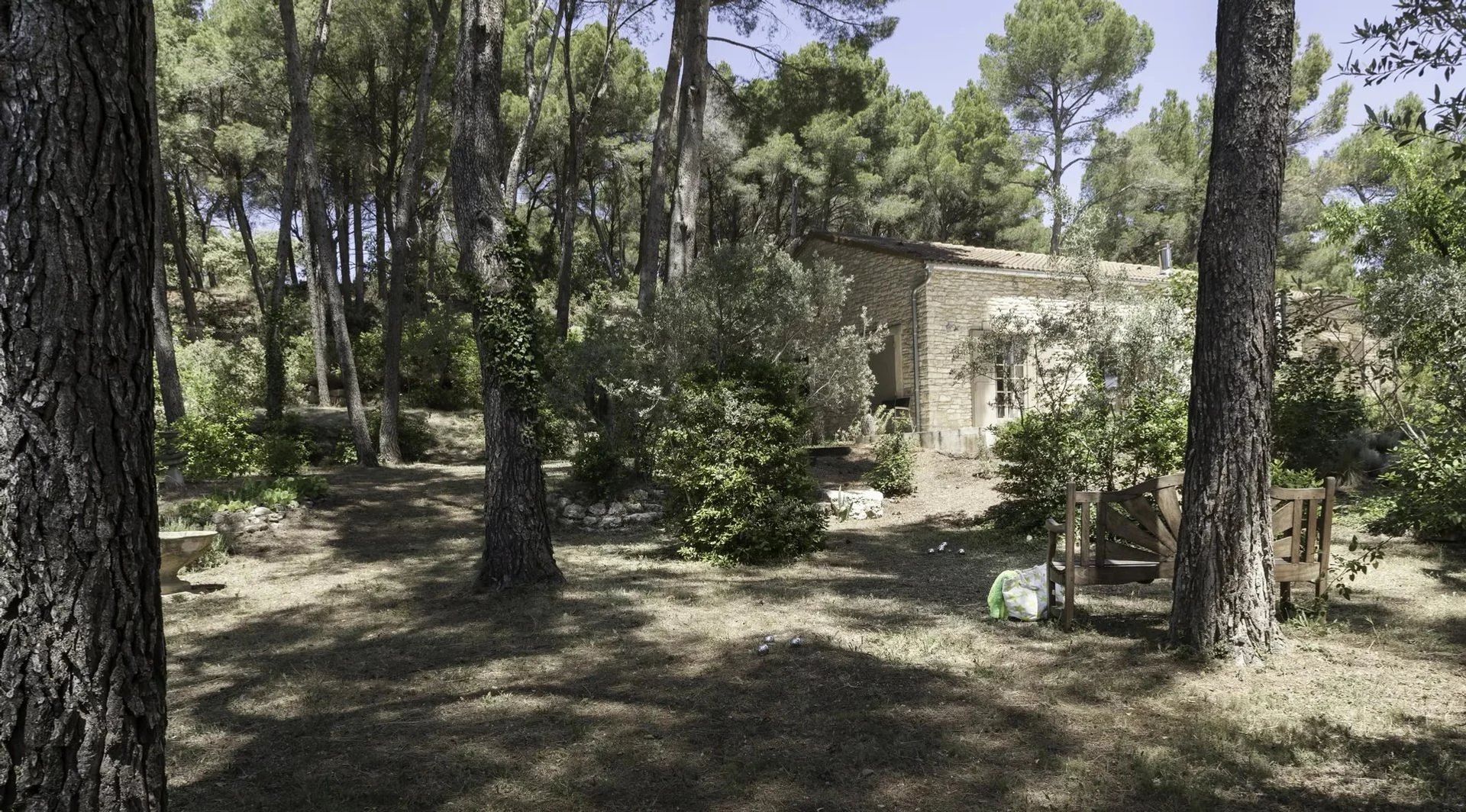 House in Gordes, Vaucluse 11122365