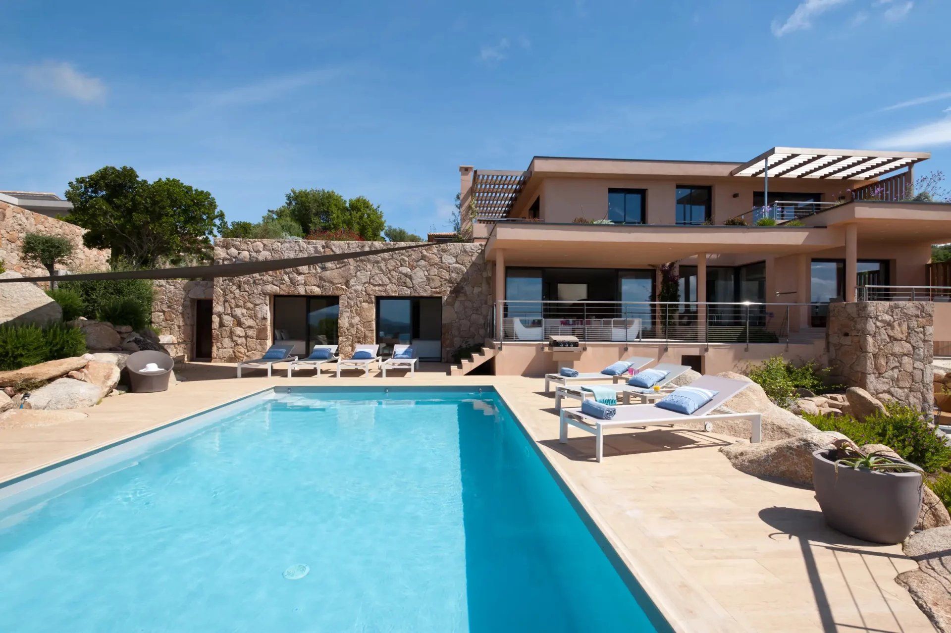 House in Porto-Vecchio, Corse-du-Sud 11122405