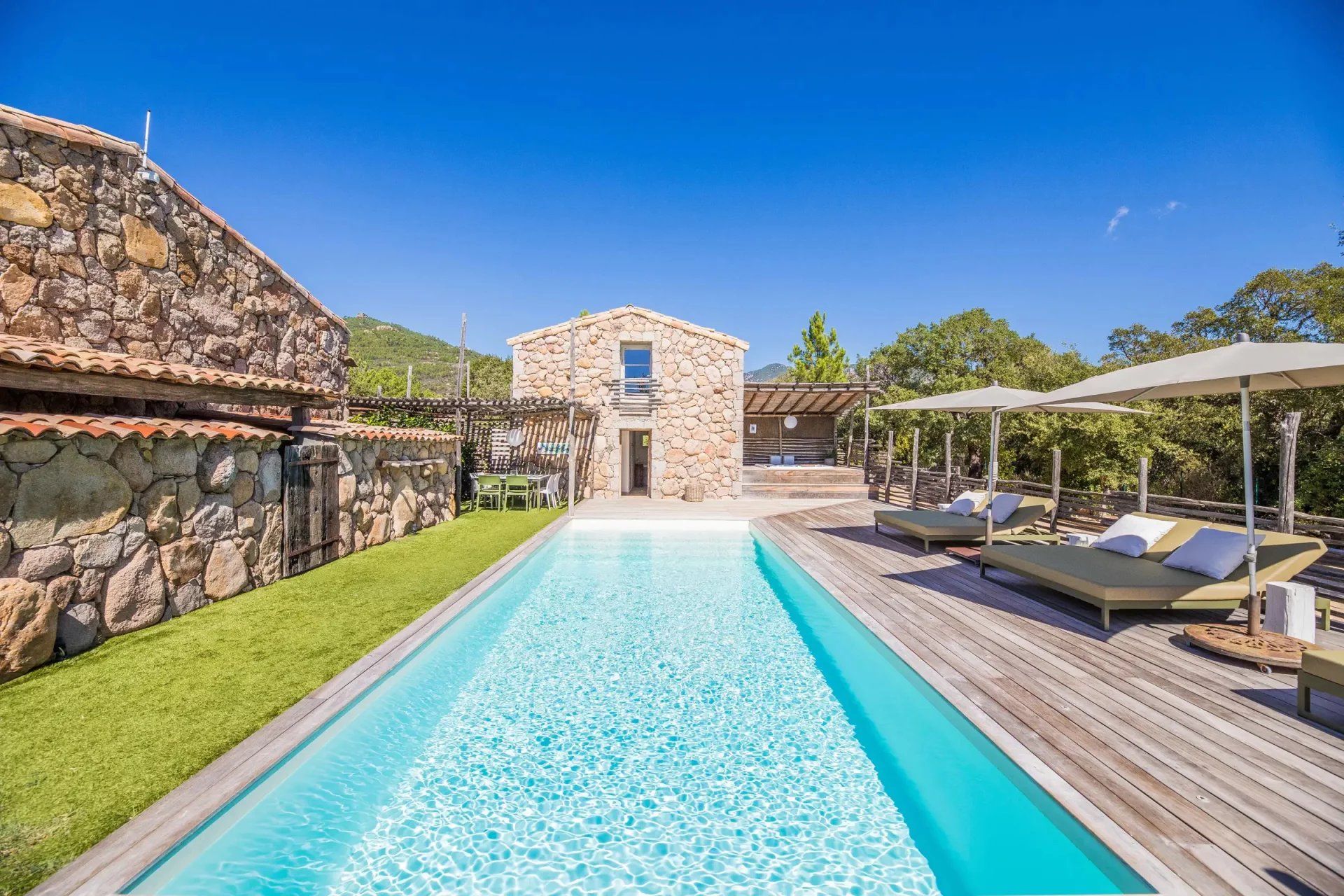 Huis in Porto-Vecchio, Corse-du-Sud 11122453