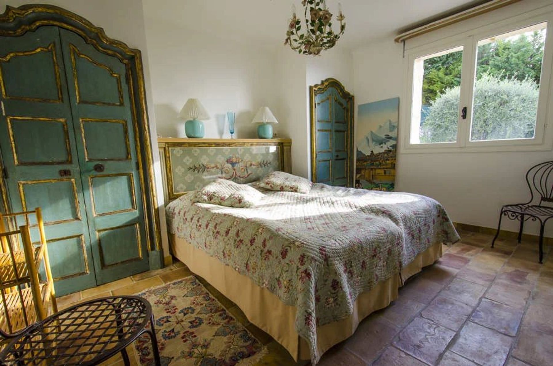 жилой дом в Tourrettes-sur-Loup, Alpes-Maritimes 11122669