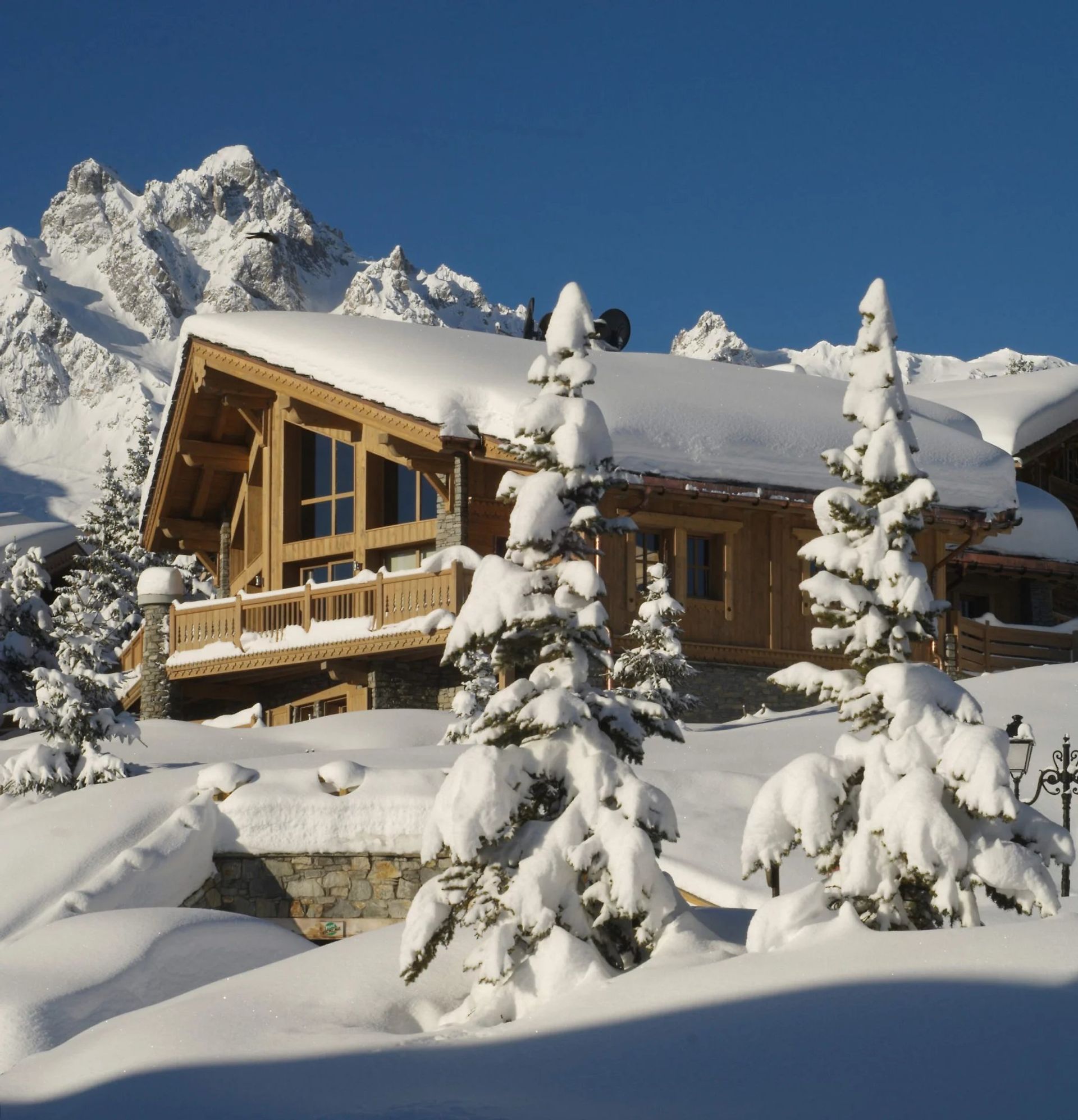 House in Courchevel, Auvergne-Rhone-Alpes 11123206