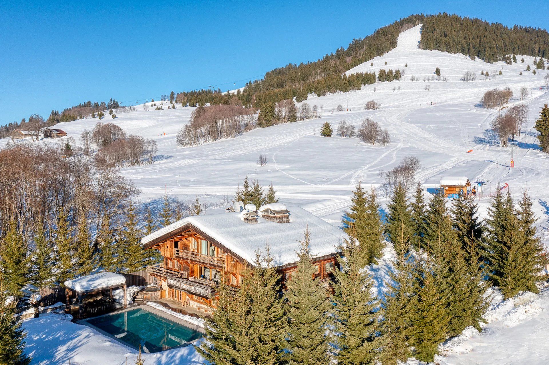 Hus i Megeve, Auvergne-Rhône-Alpes 11123246