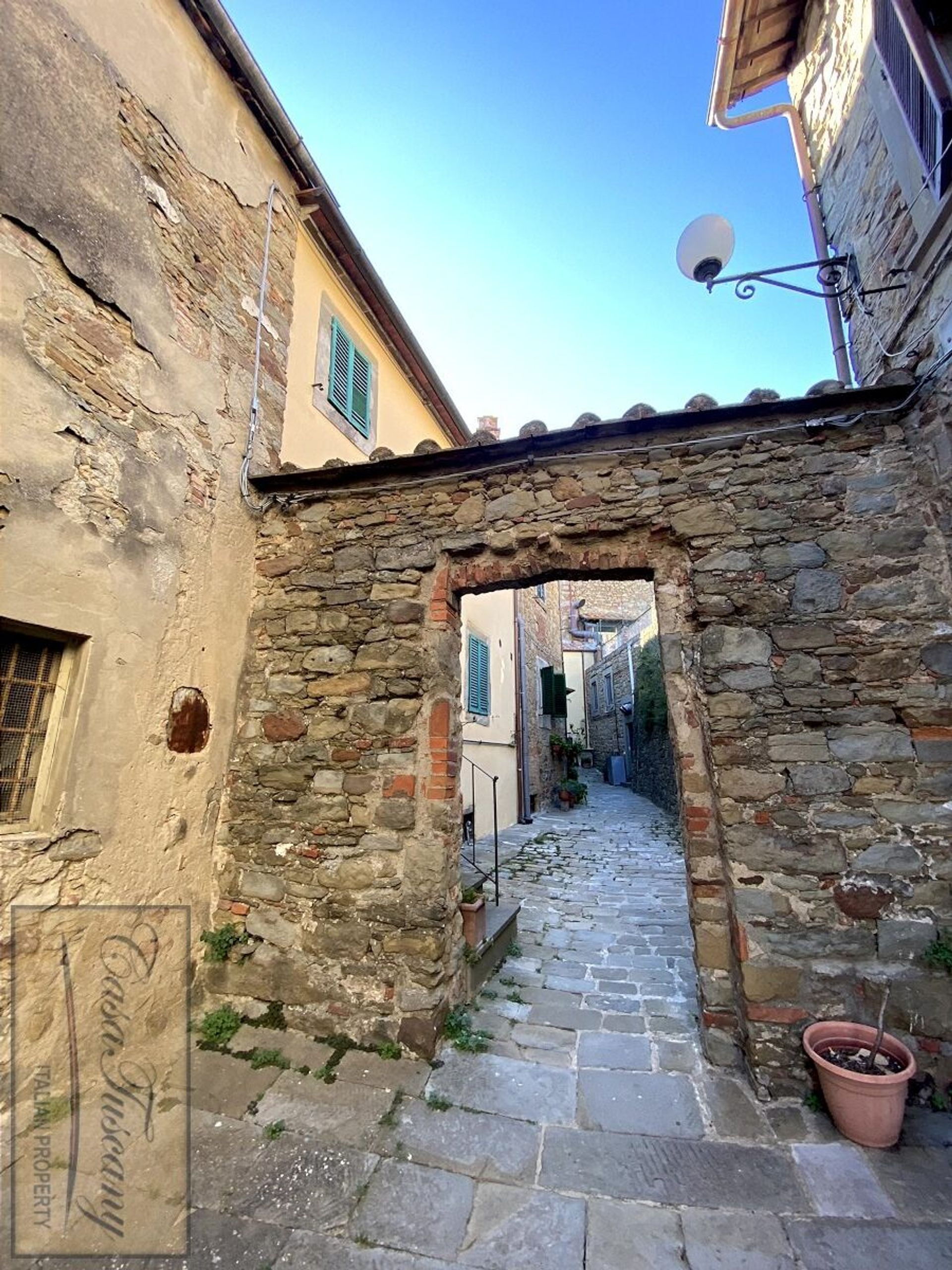 Osakehuoneisto sisään Cortona, Toscana 11124193