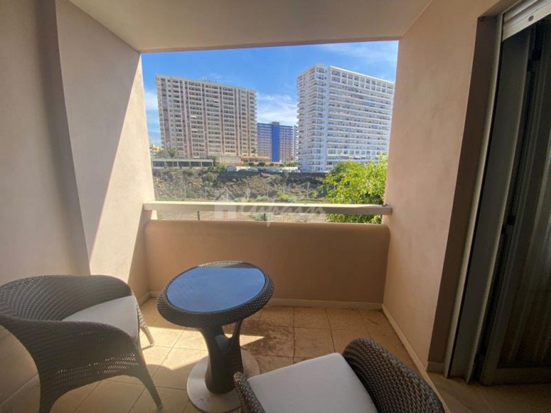 Condominium dans Adeje, Canarias 11124532