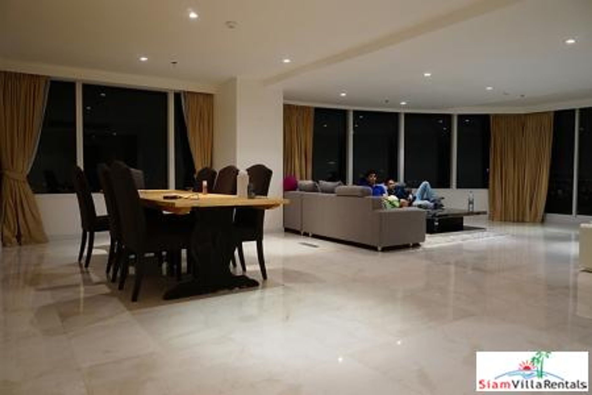 Condominium in , Krung Thep Maha Nakhon 11124692